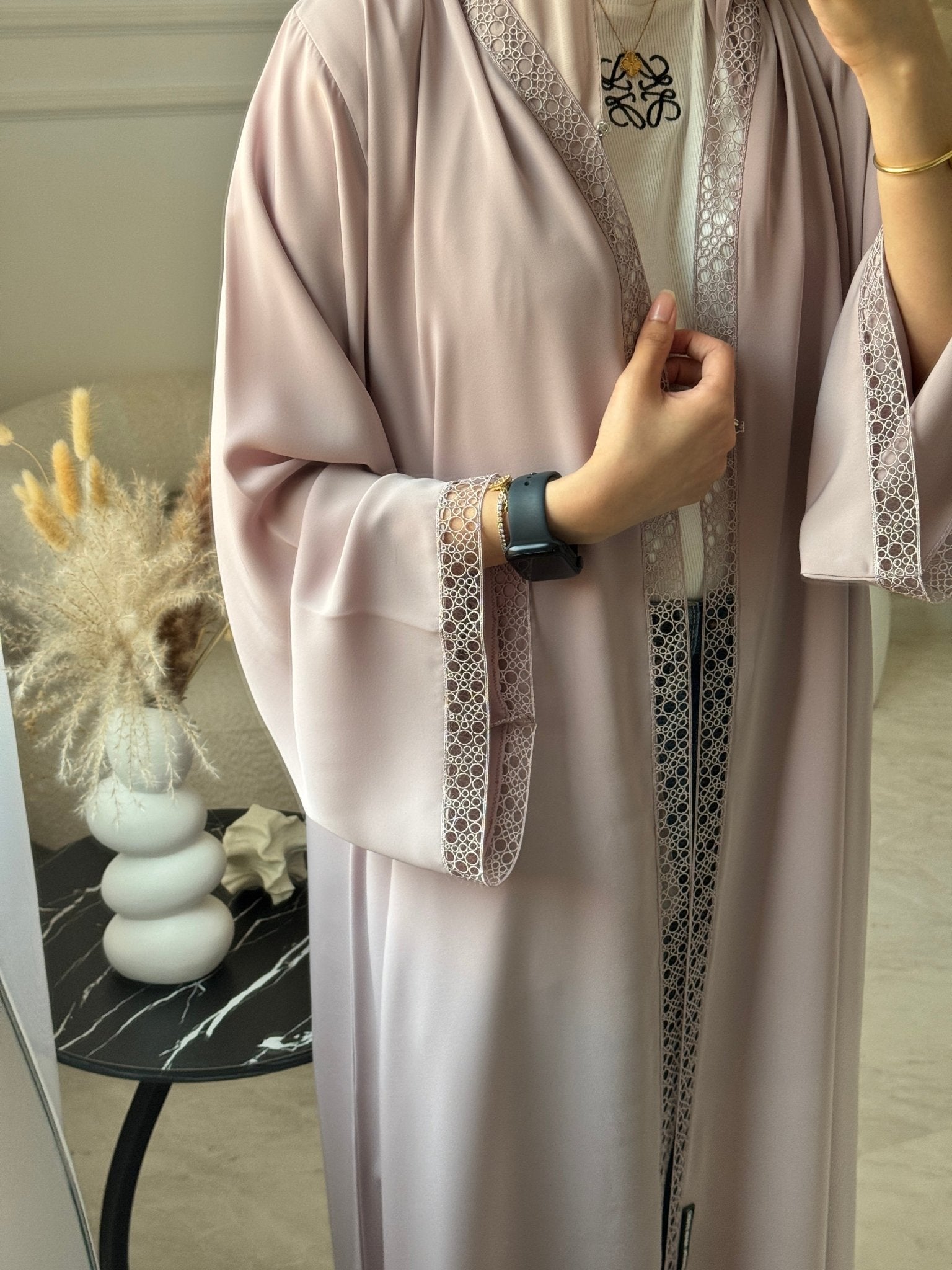 C 1132 Skin Lace Abaya