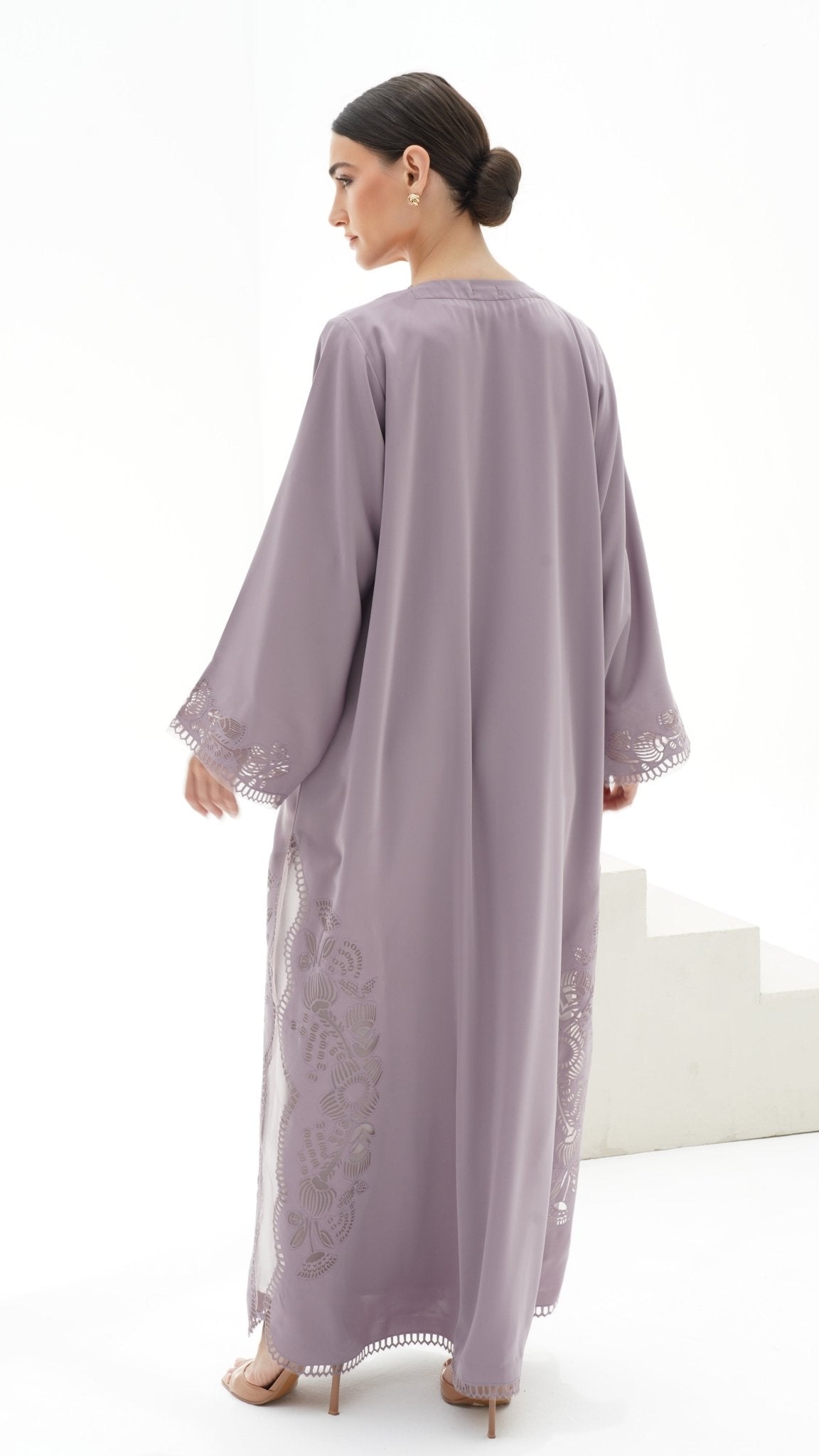 C 1144 Lilac Abaya