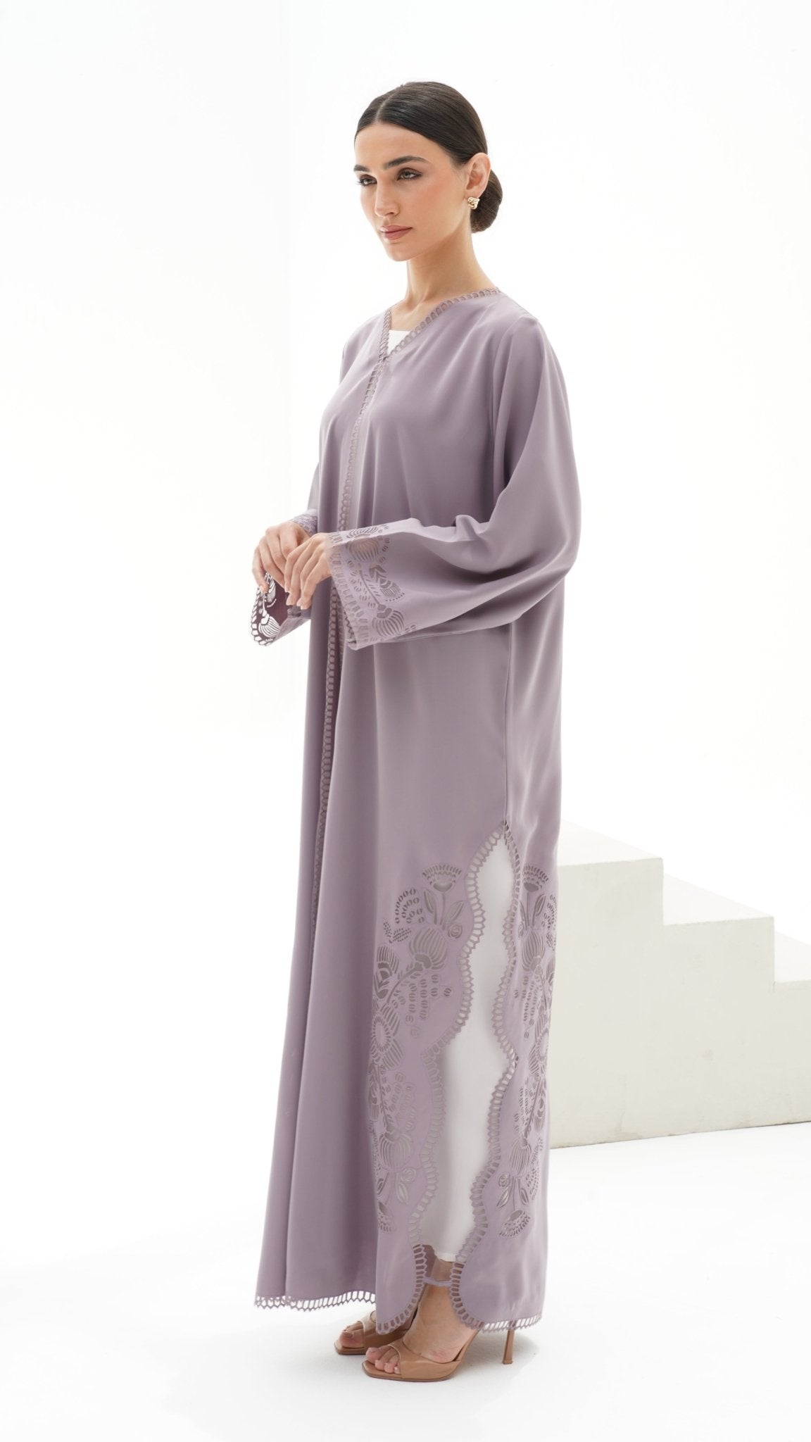 C 1144 Lilac Abaya