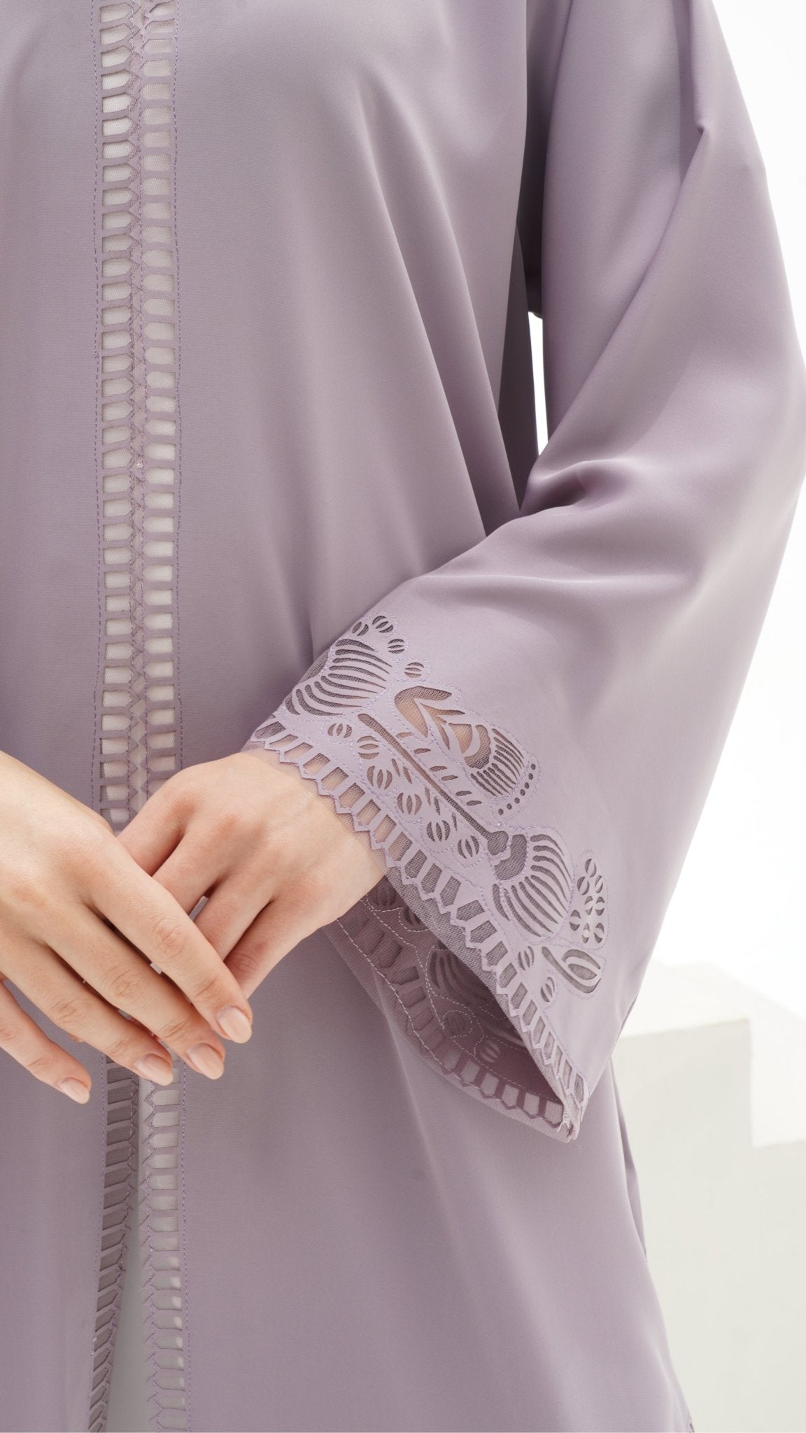 C 1144 Lilac Abaya