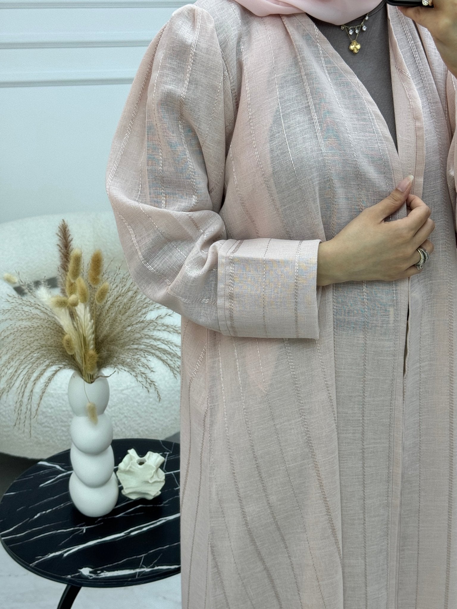 C 1217 - 03 Peony Travel Abaya