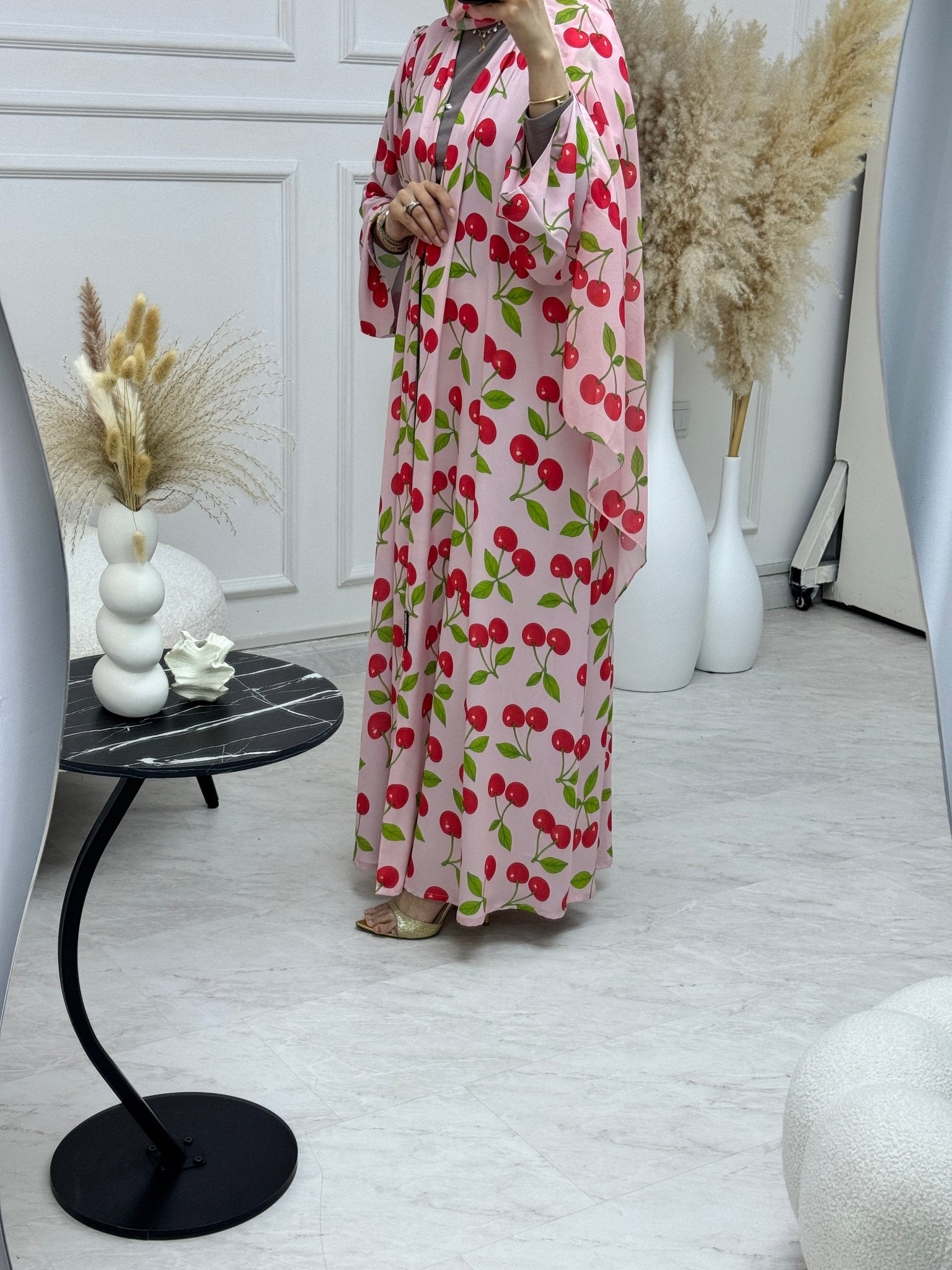 C 1221 Cherry Mist Printed Abaya