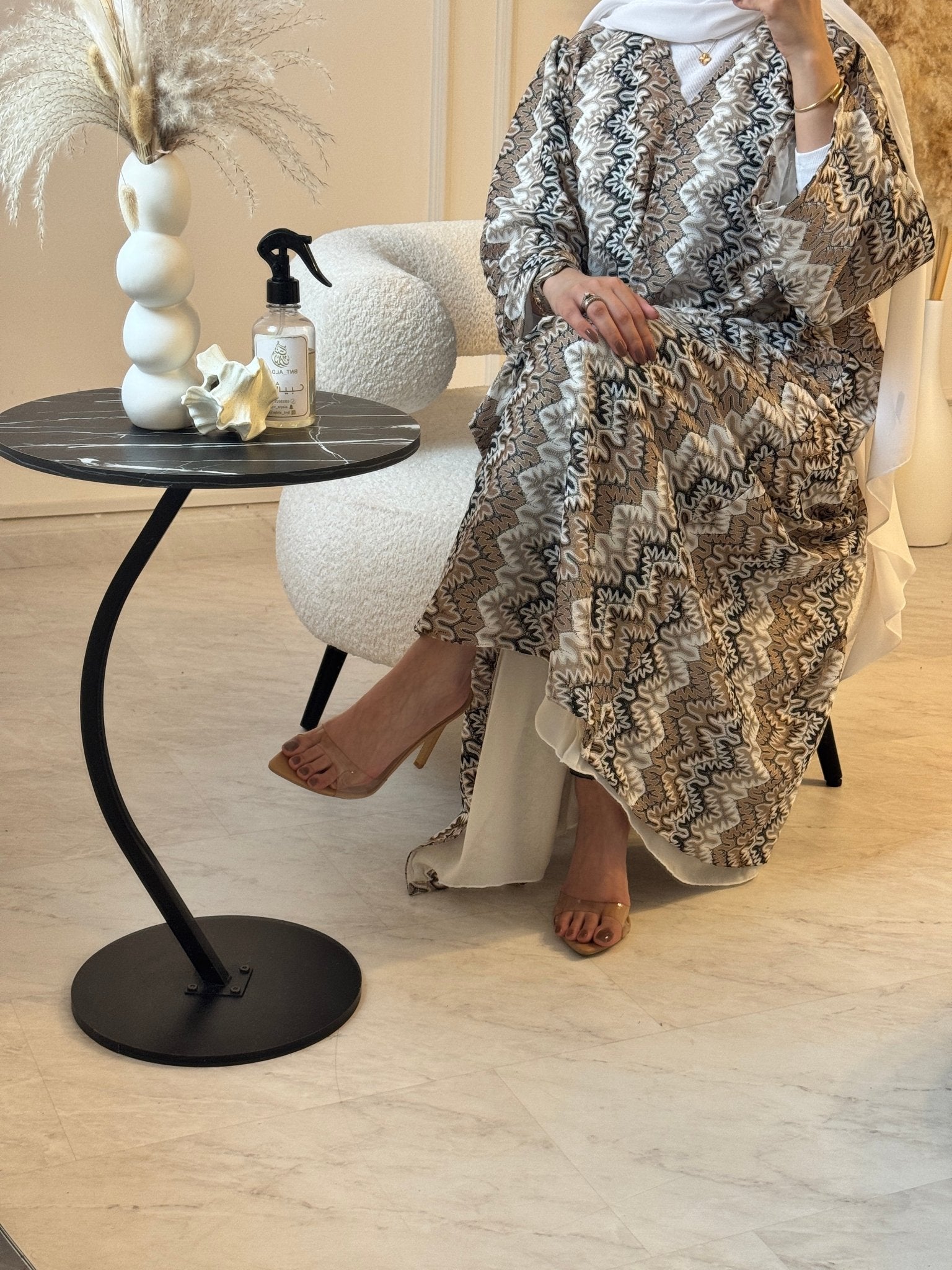C 1225 Taupe Wave Abaya