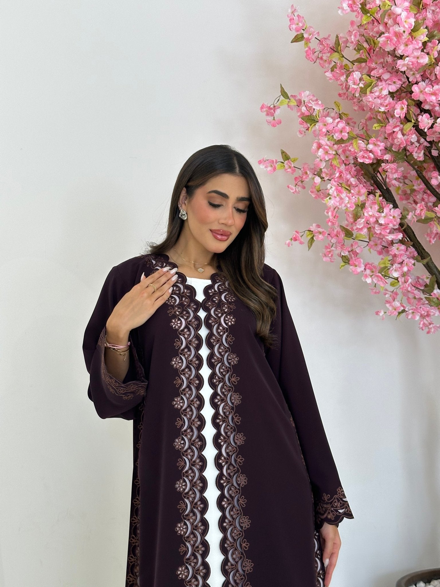 C 1228 Brown Lace Abaya
