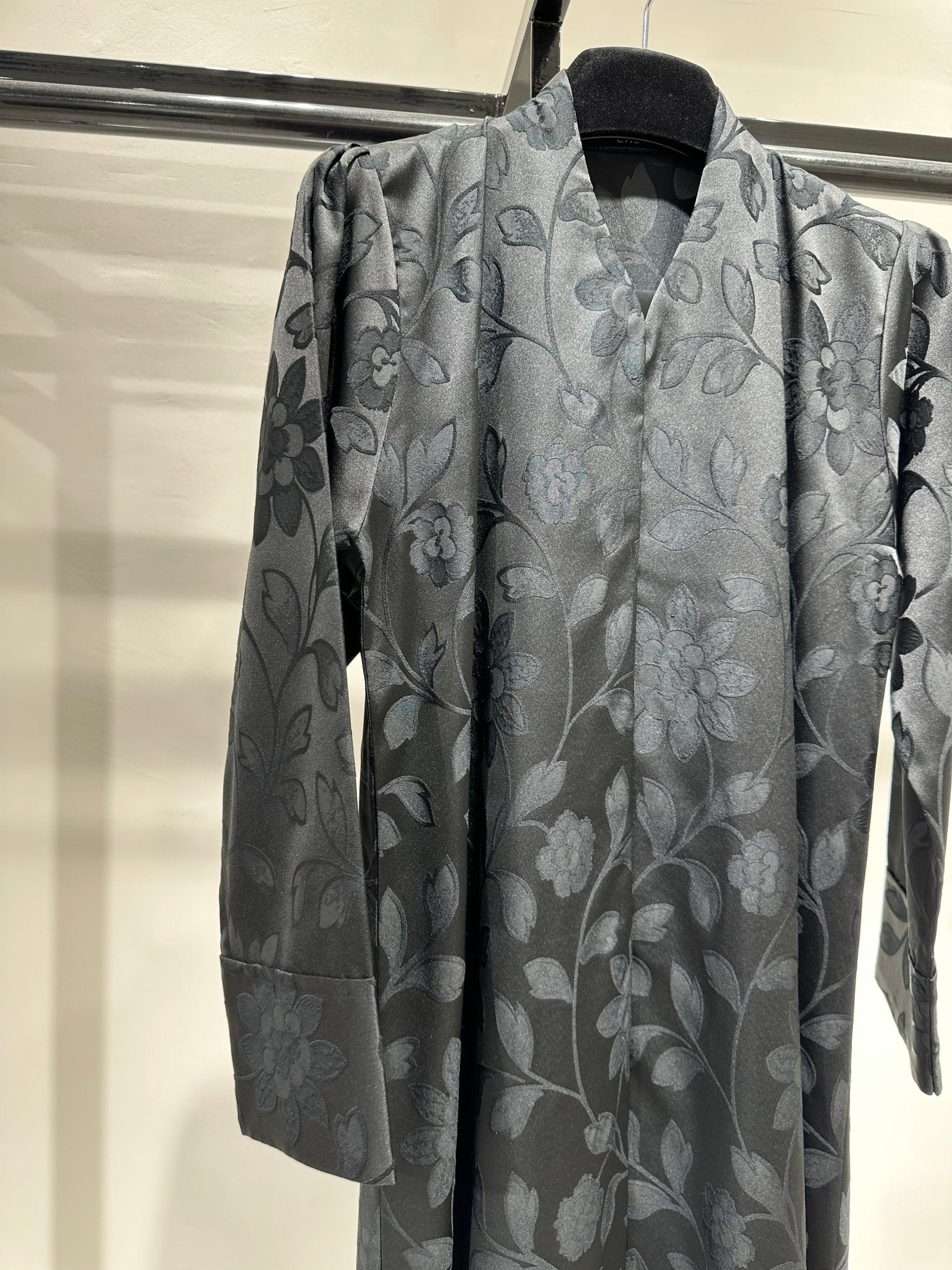 C 1258 - 04 Black Blossom Printed Abaya