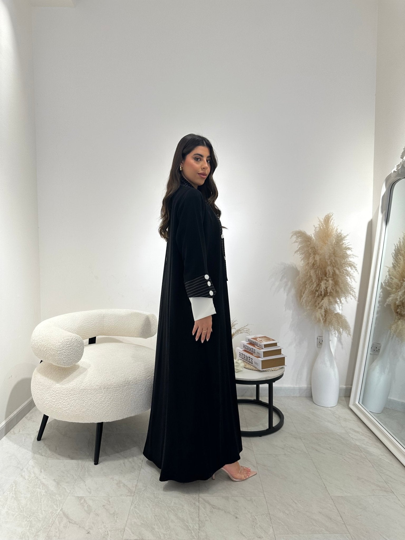 C 1298 Black Abaya