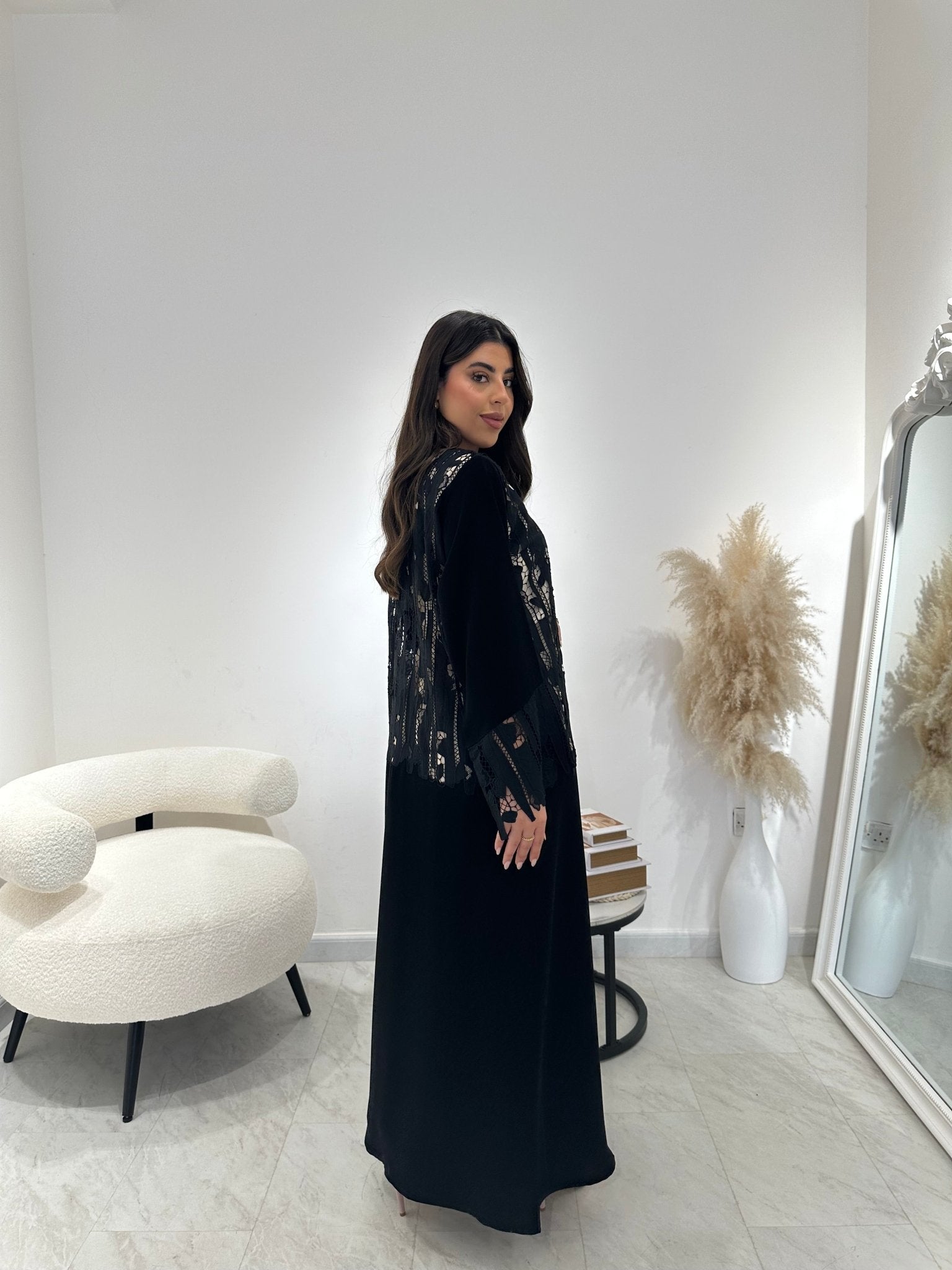 C 1310 Black Lace Abaya