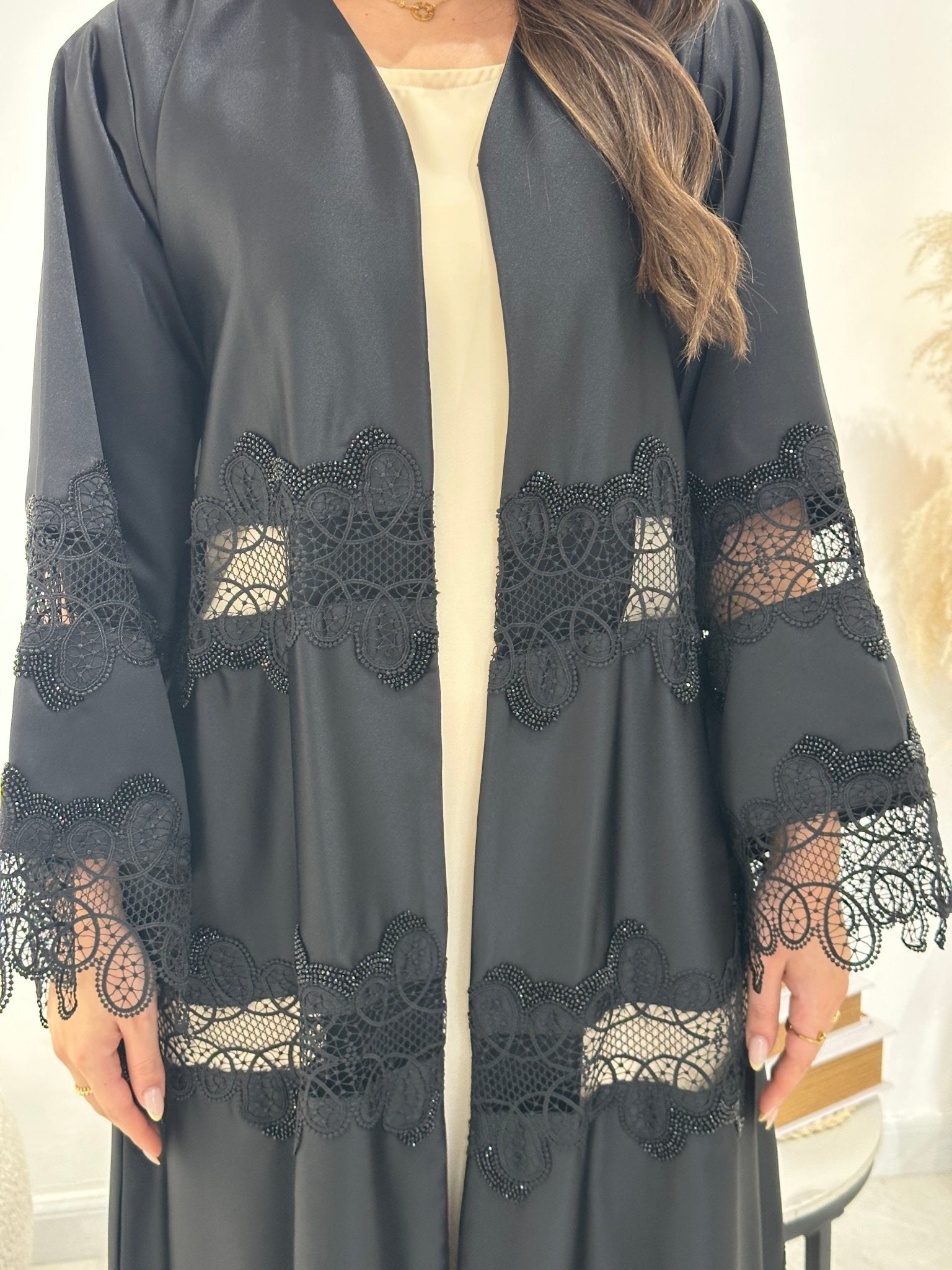 C 1316 Black Lace Abaya