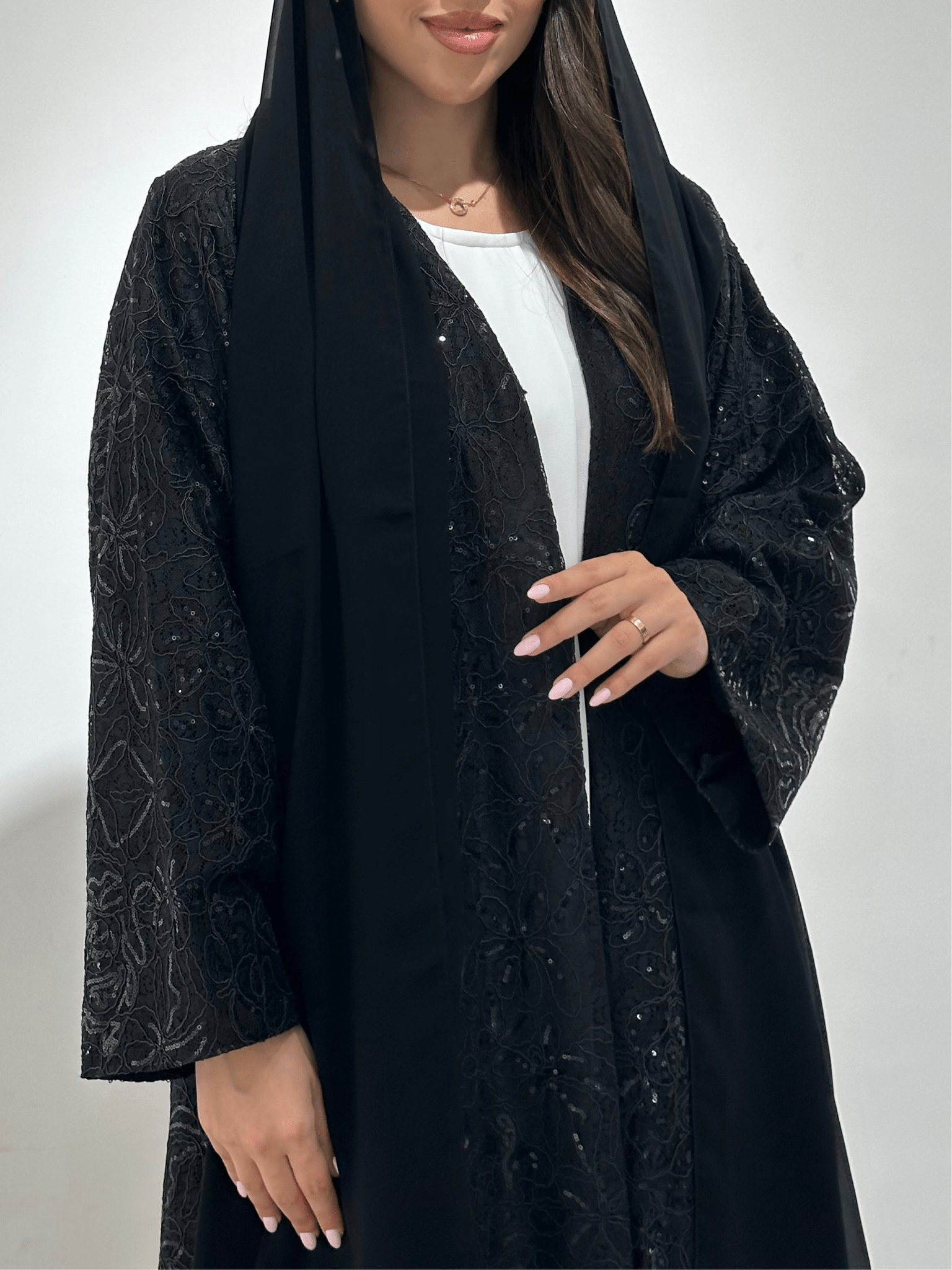 C 1382 Black Dantel Abaya
