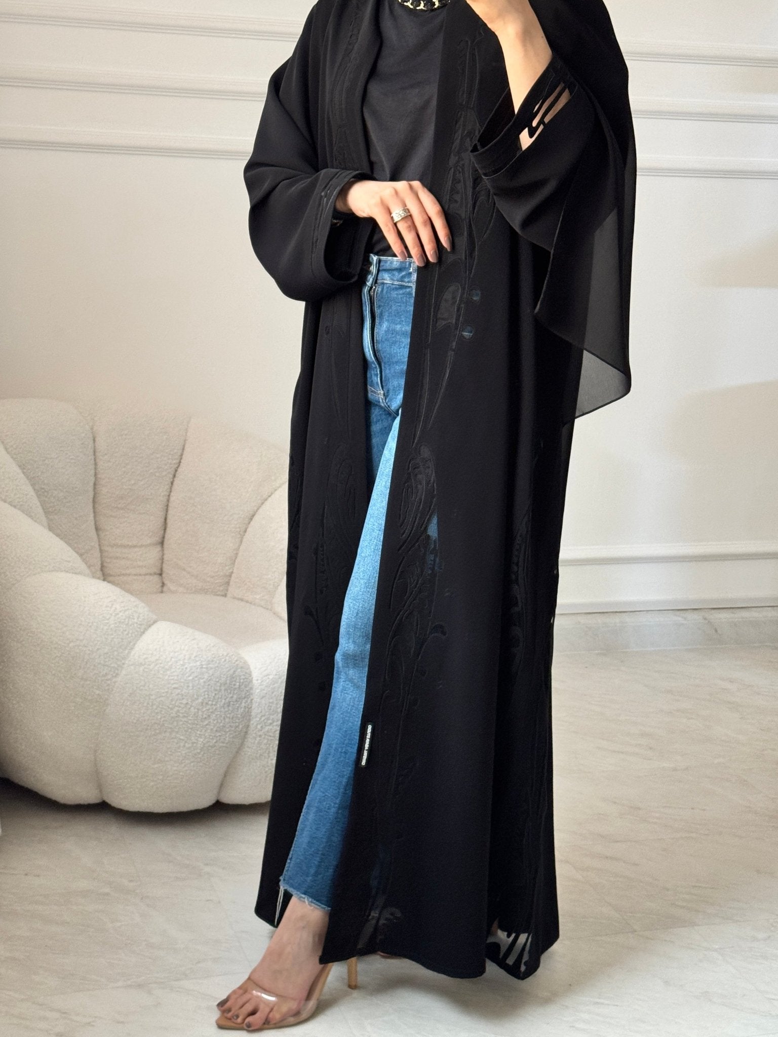 C 1459 Black Lasercut Abaya