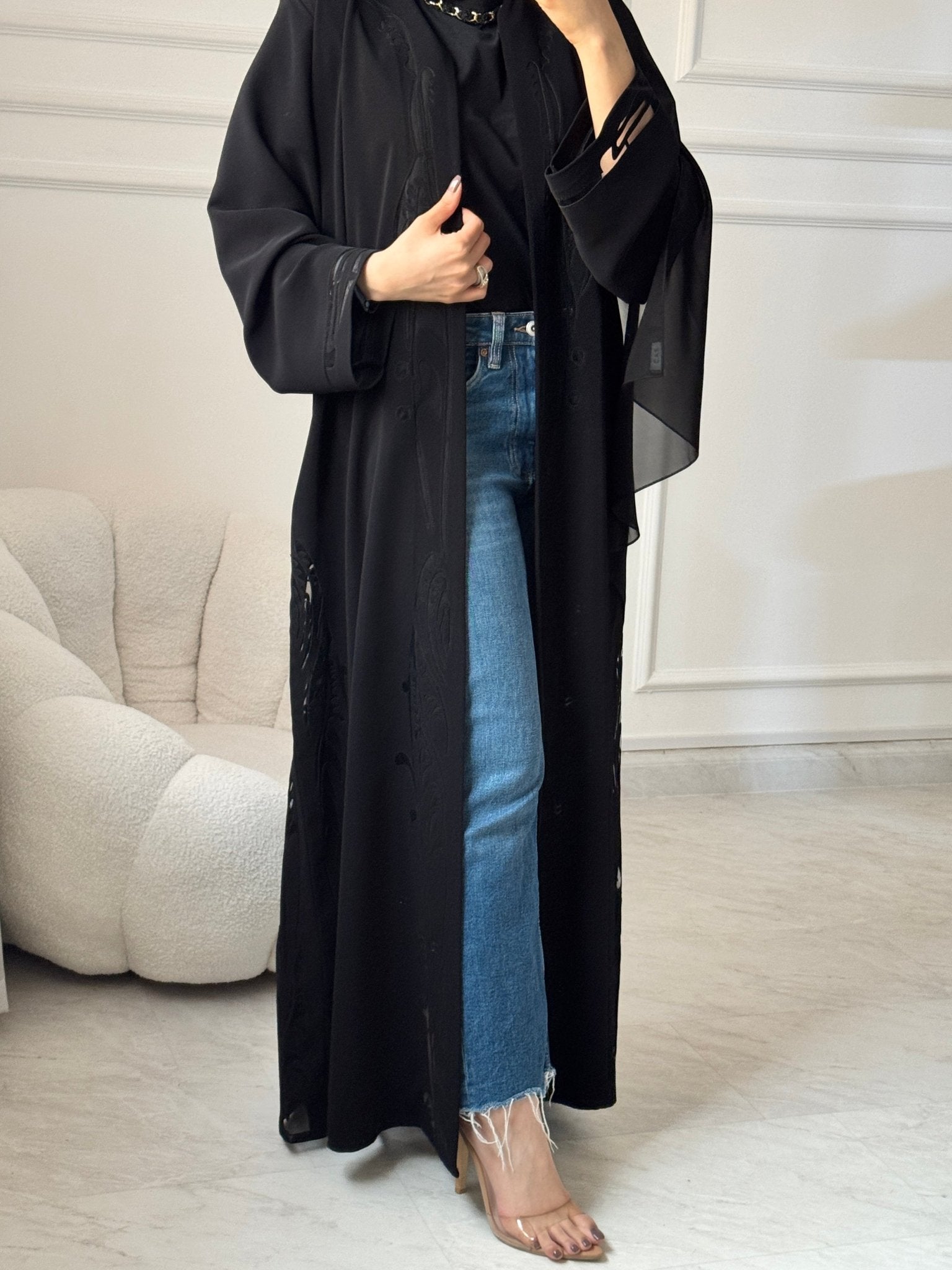 C 1459 Black Lasercut Abaya