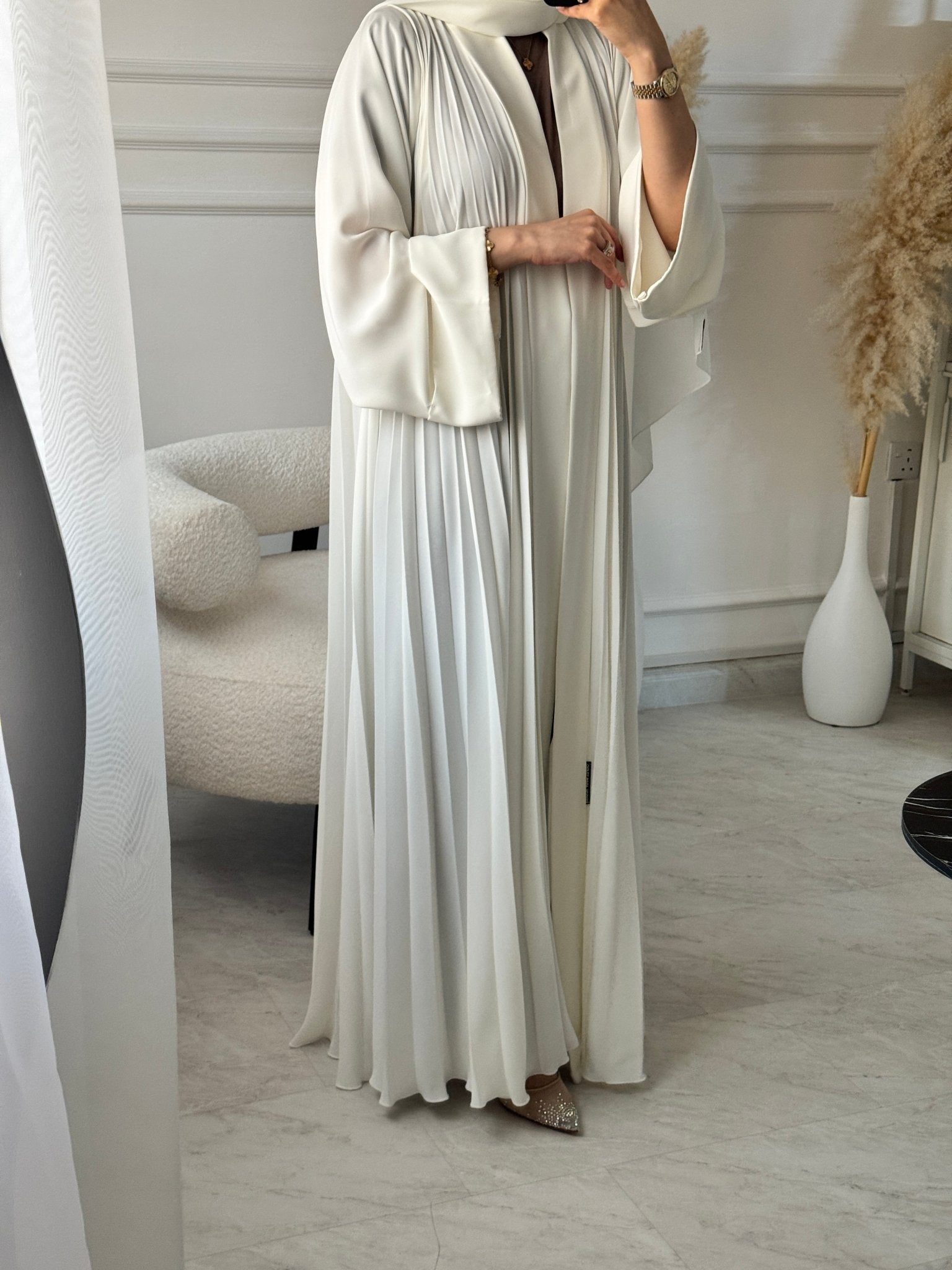 C 1517 - 02 White Premium Nada Pleated Abaya