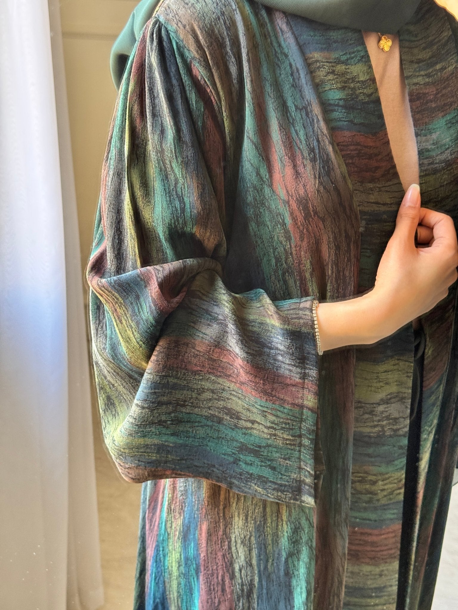 C 1518 - 02 Pine Green Abaya