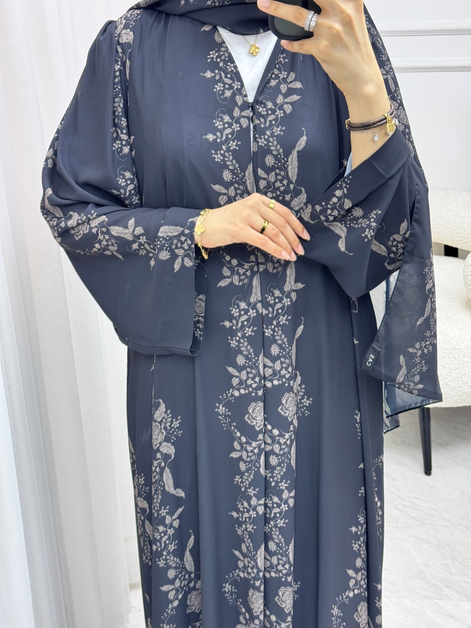 C 1529 Black Printed Abaya