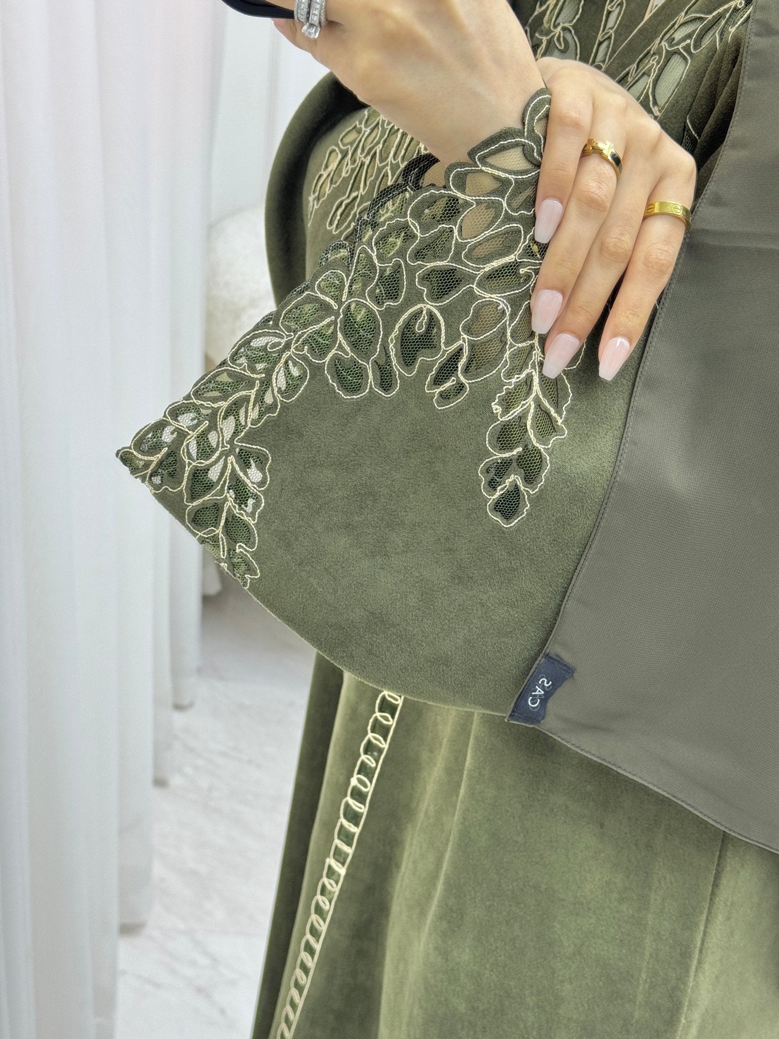 C 1541 Olive Lasercut Abaya