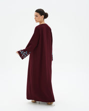 C 1712 Sheikha Abaya