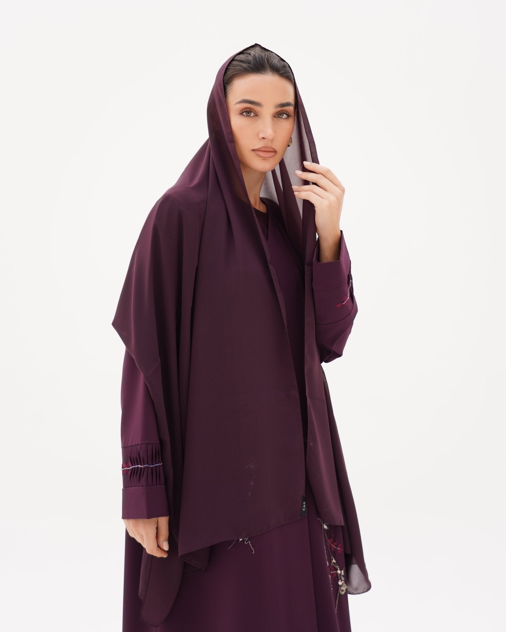 C 1715 Alia Abaya