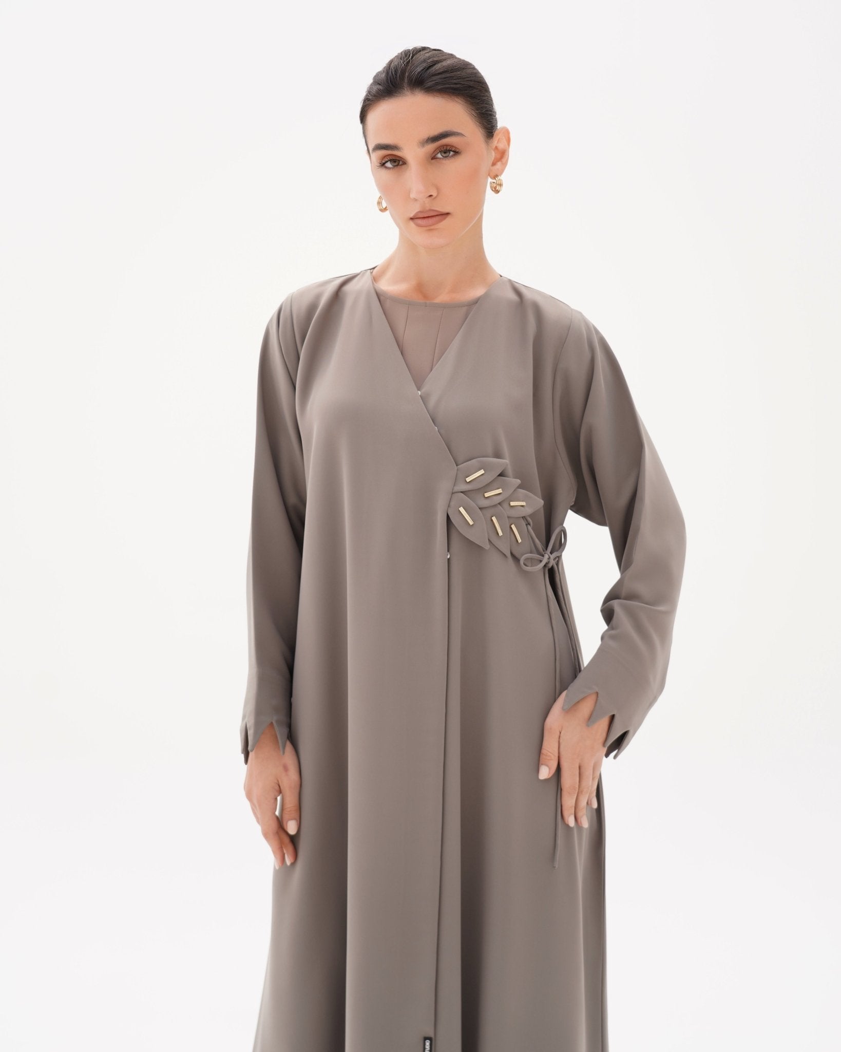 C 1715 Reem Abaya