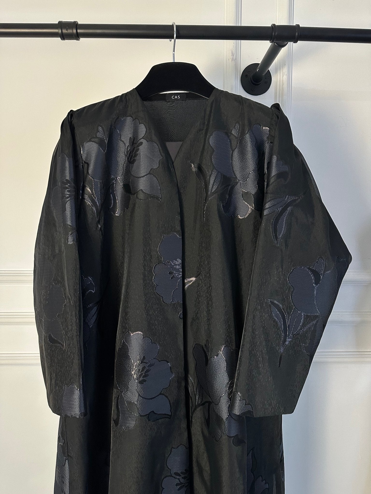 C 1721 - 04 Grey Floral Abaya