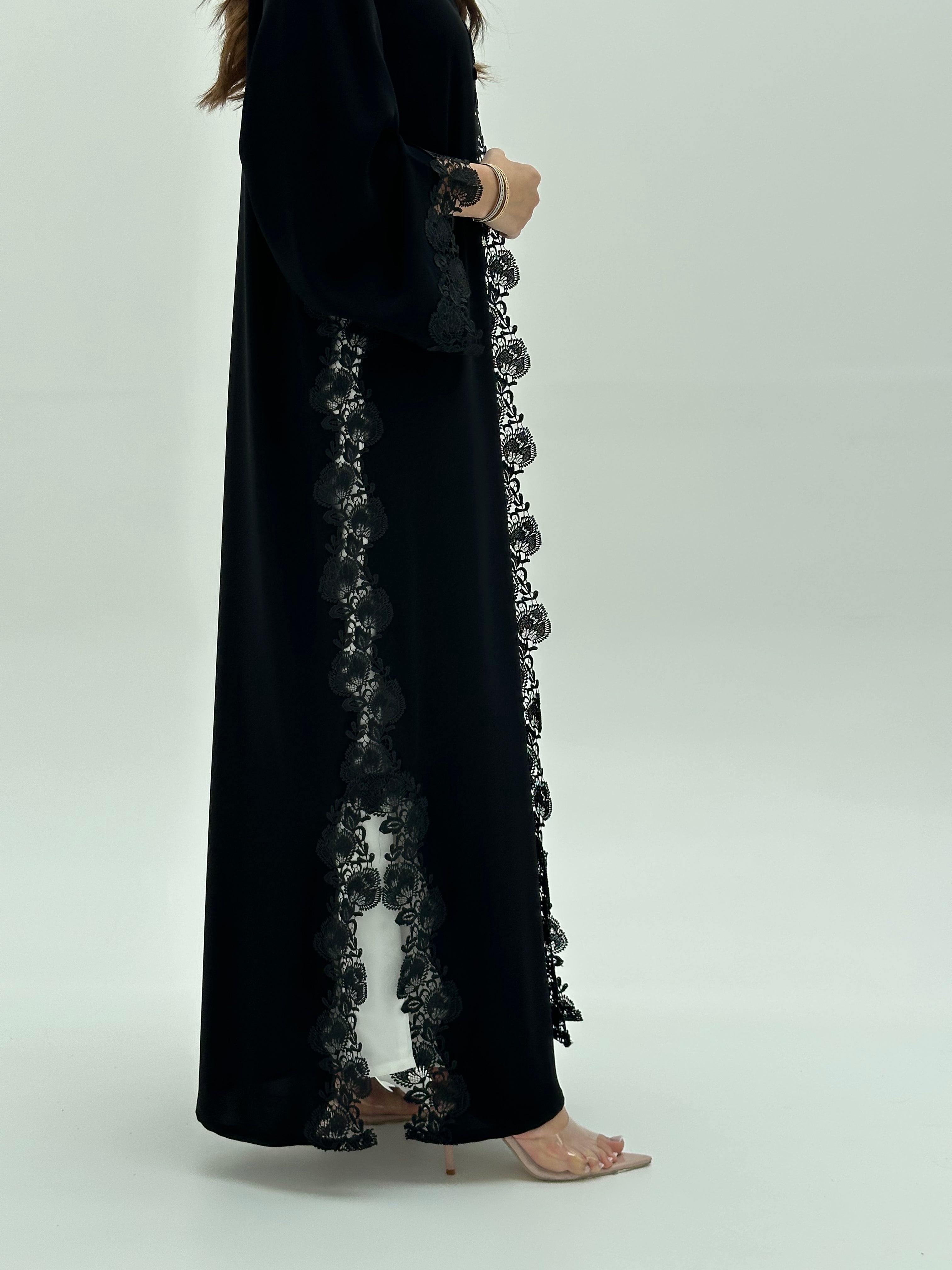 C 1928 Black Floral Lace Abaya