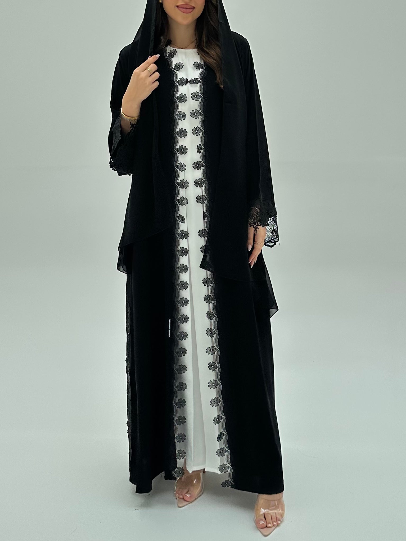 C 1942 Black Floral Lace Abaya