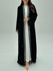 C 1945 Black Lace Abaya