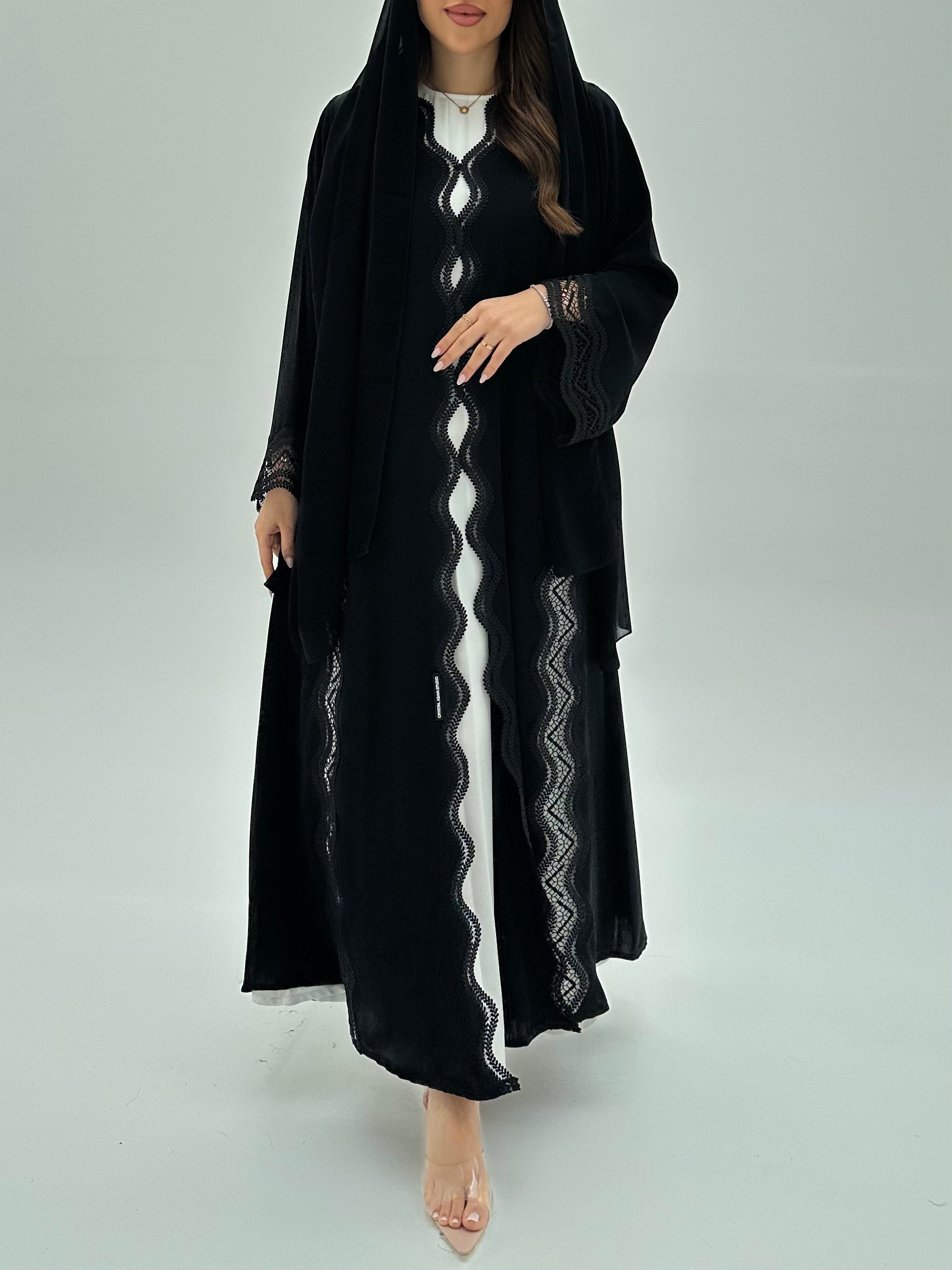 C 1946 Black Lace Abaya