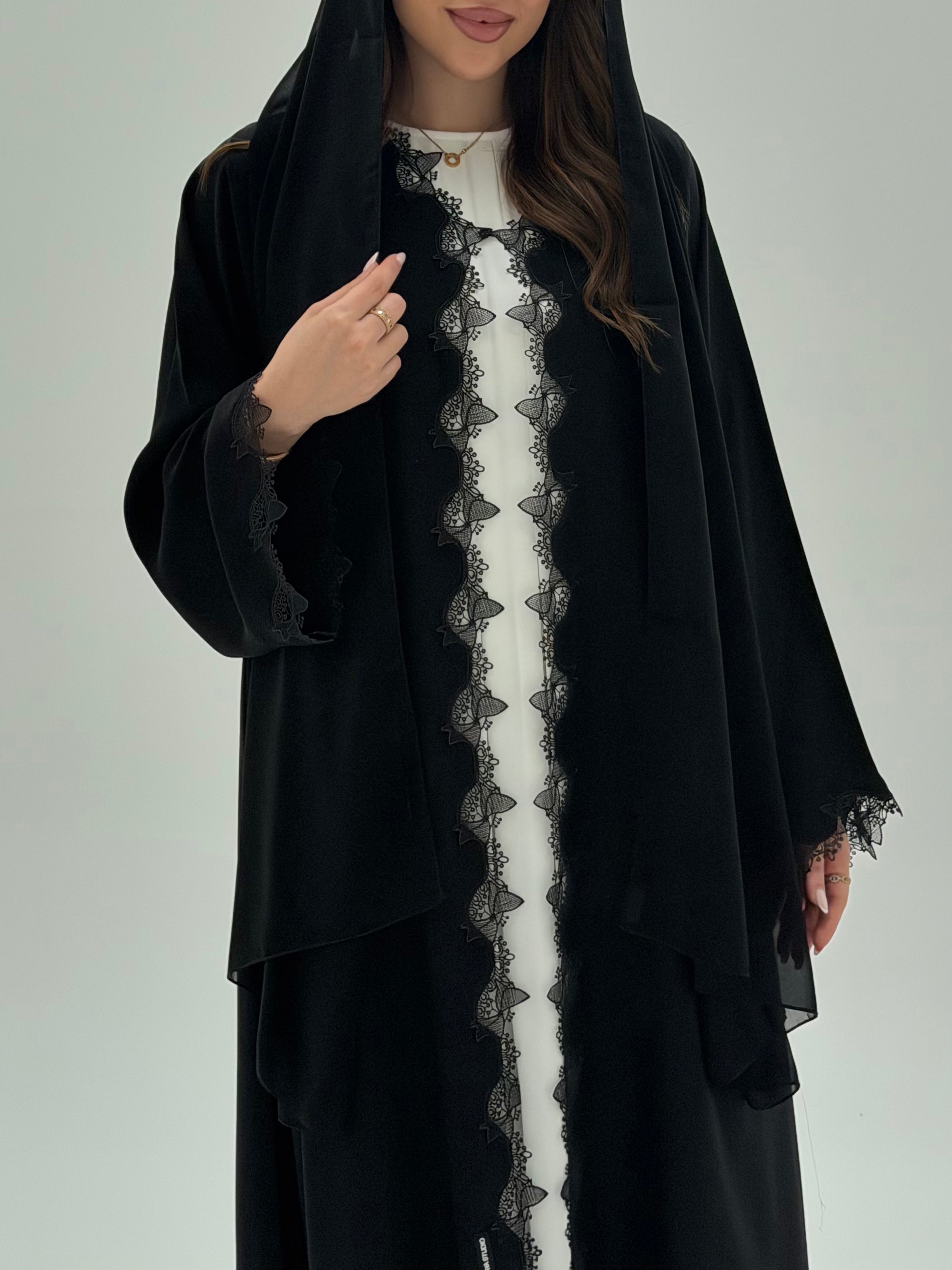C 1954 Black Bow Lace Abaya