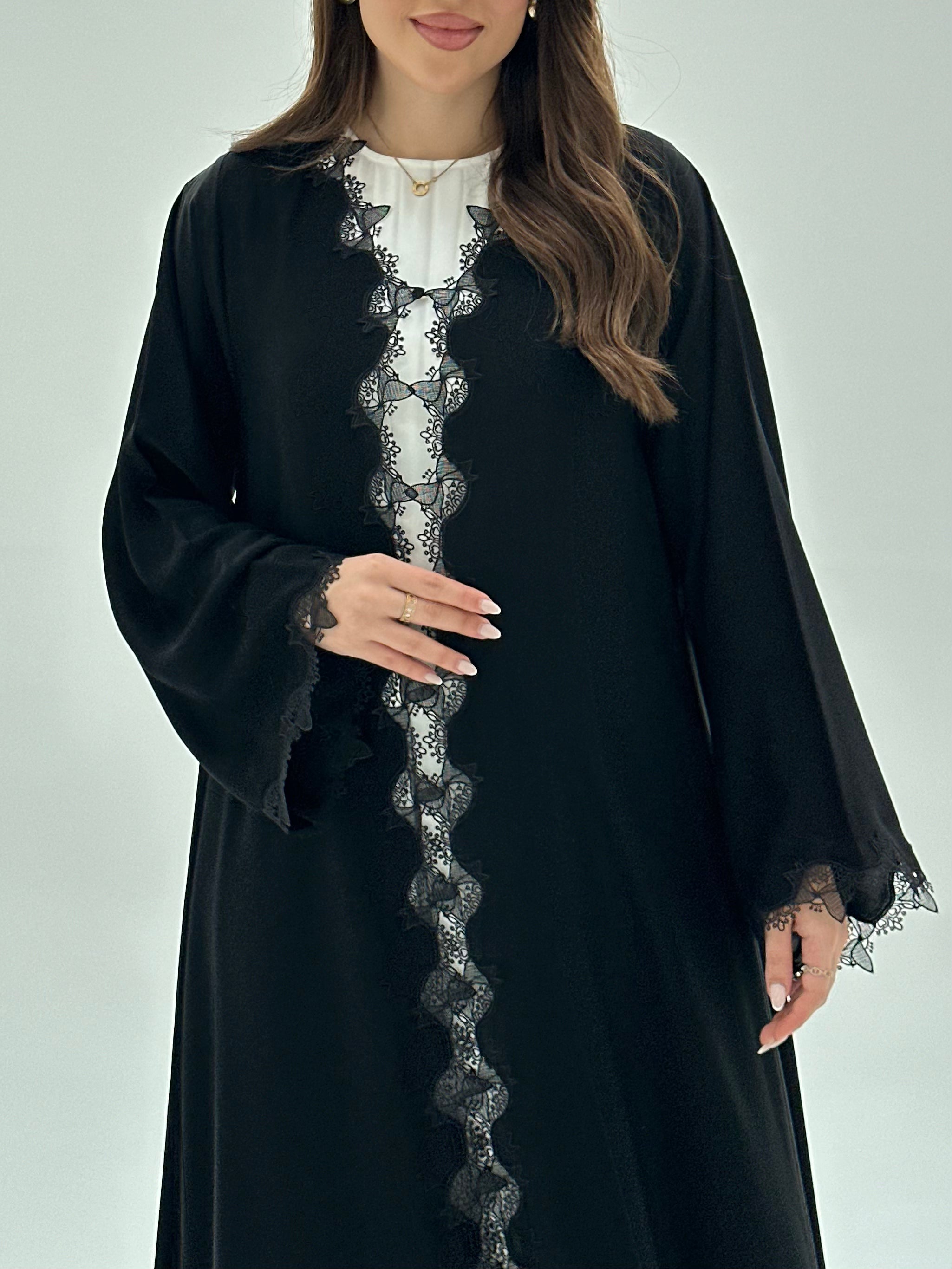 C 1954 Black Bow Lace Abaya