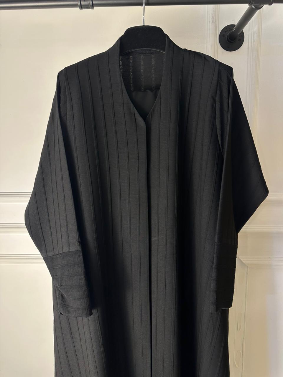 C 1971 Black Abaya