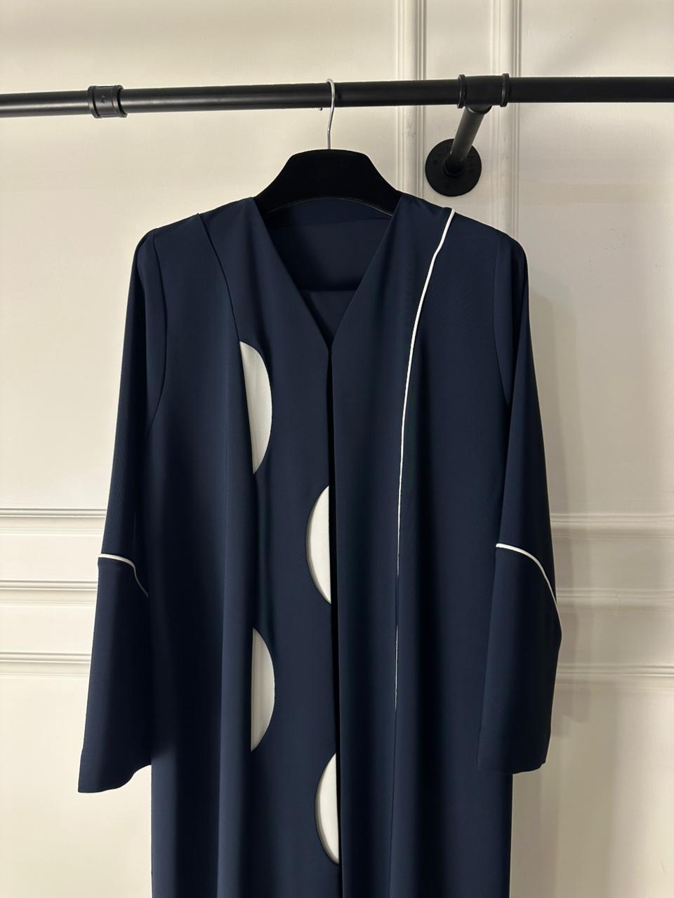 C 2026 Navy White Abaya