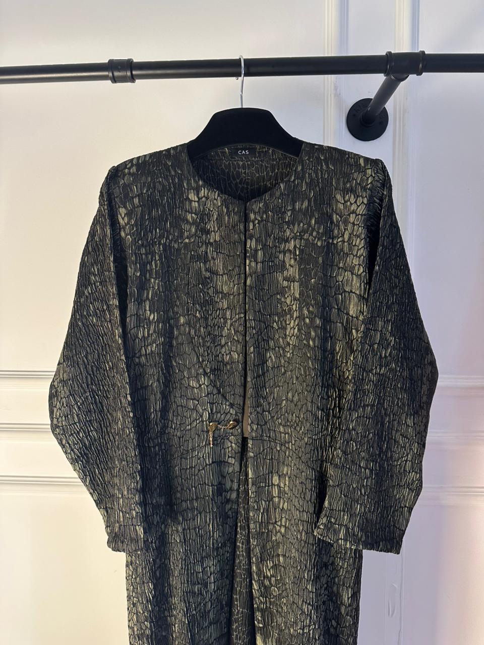 C 2034-05 Bronze Abaya