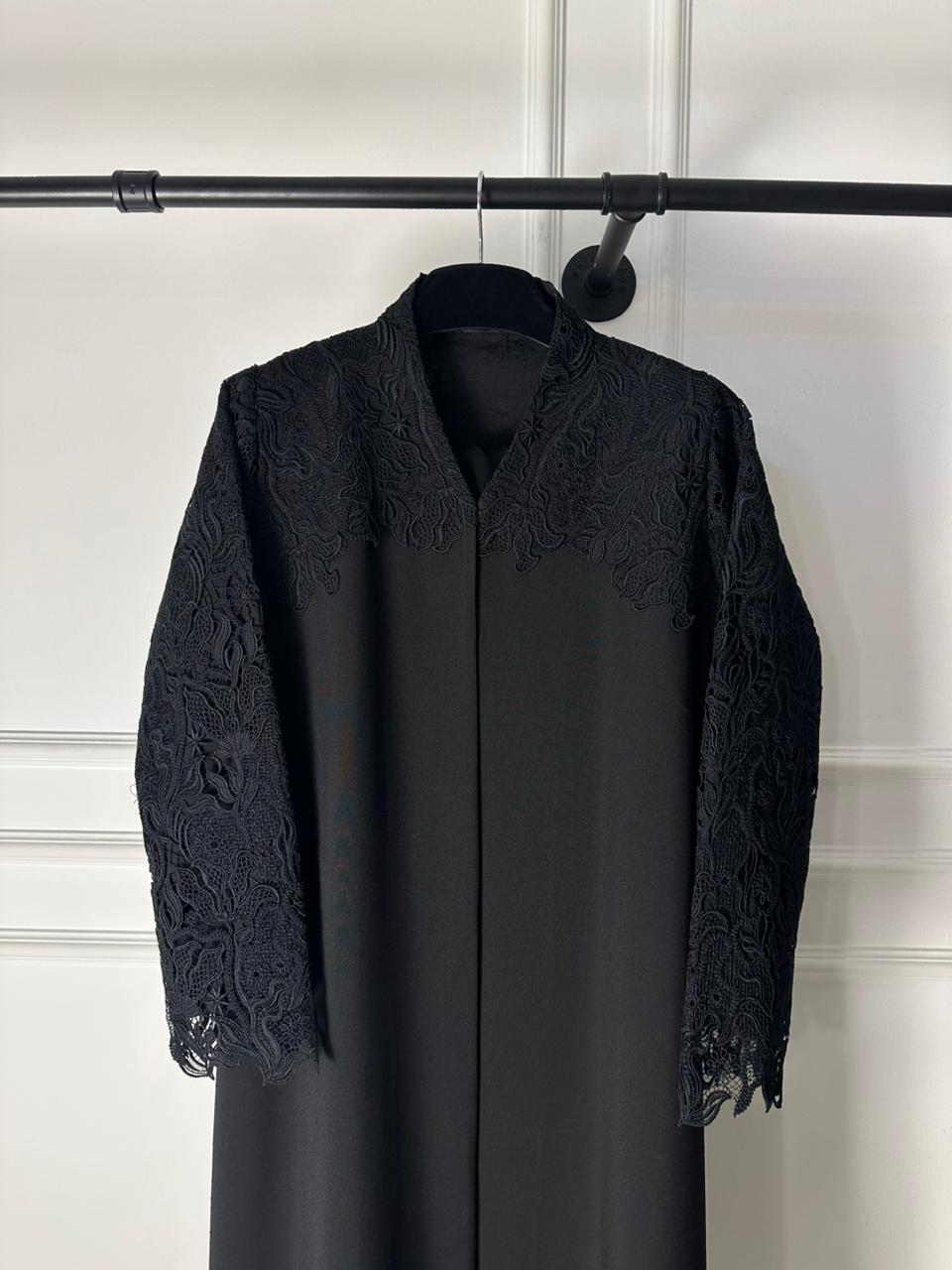 C 2043 Black Lace Abaya