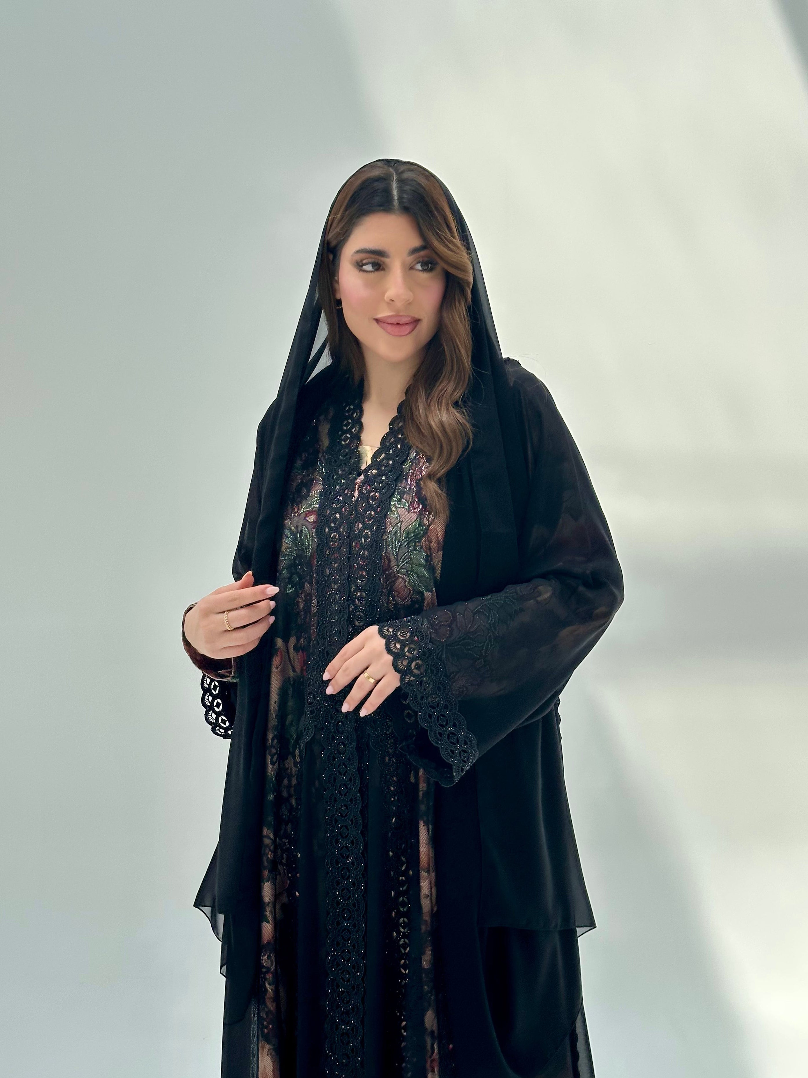 C 2062 Black Lace Abaya