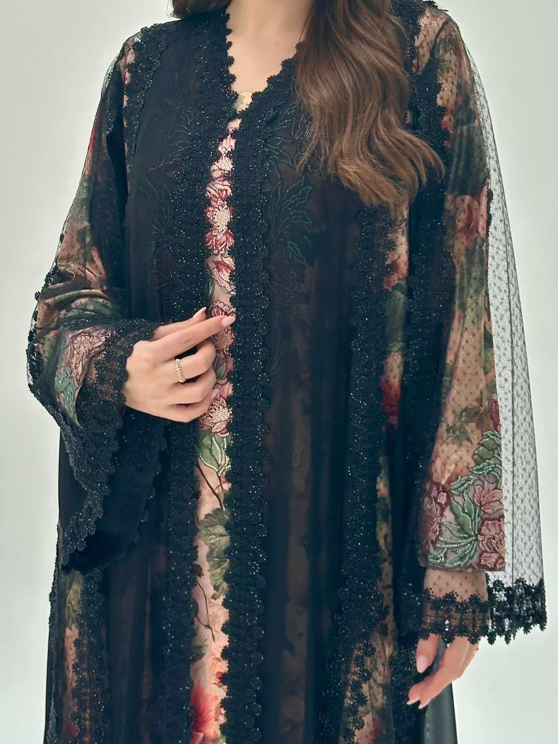 C 2070 Black Lace Abaya
