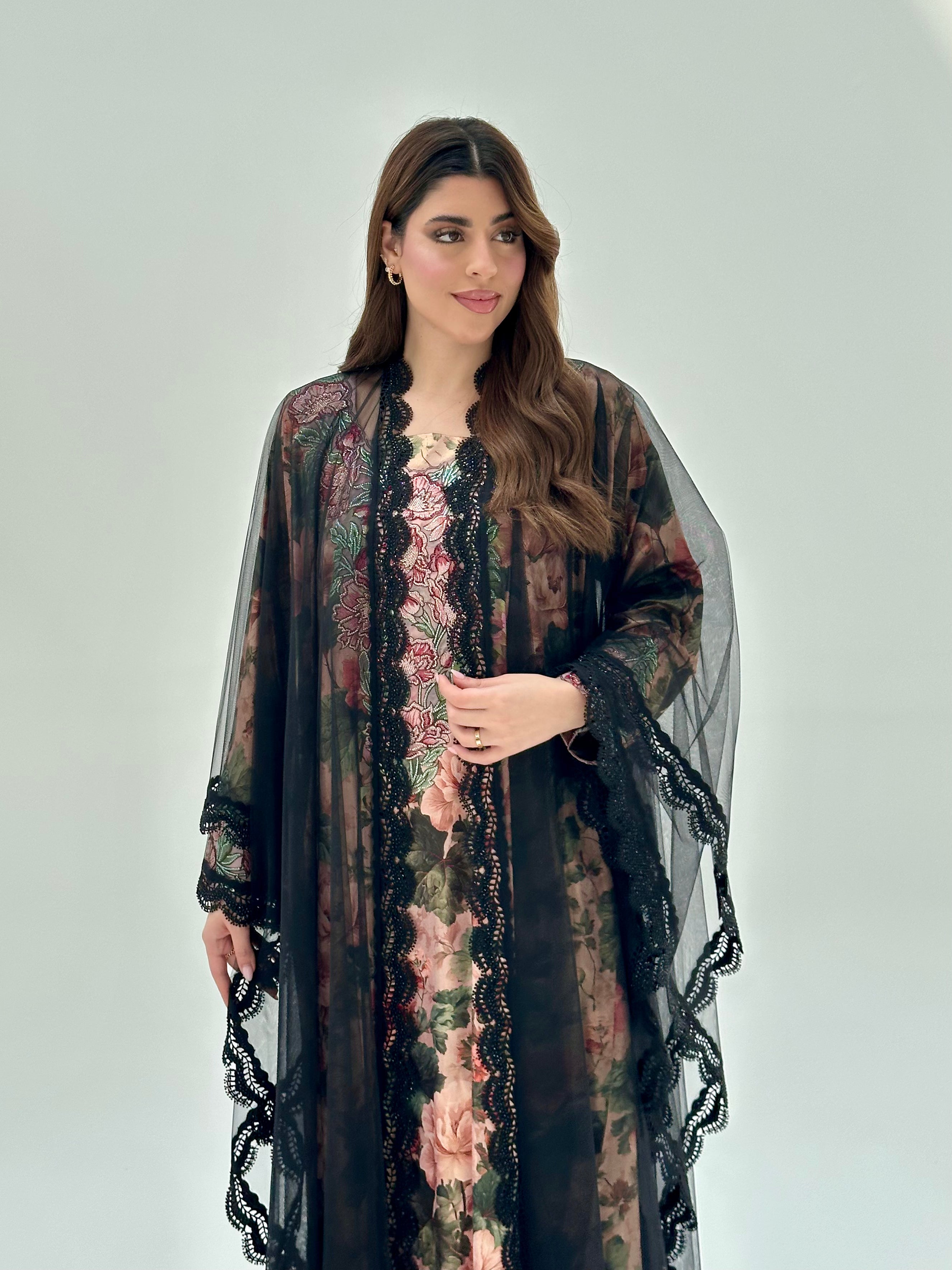 C 2073 Black Lace Abaya