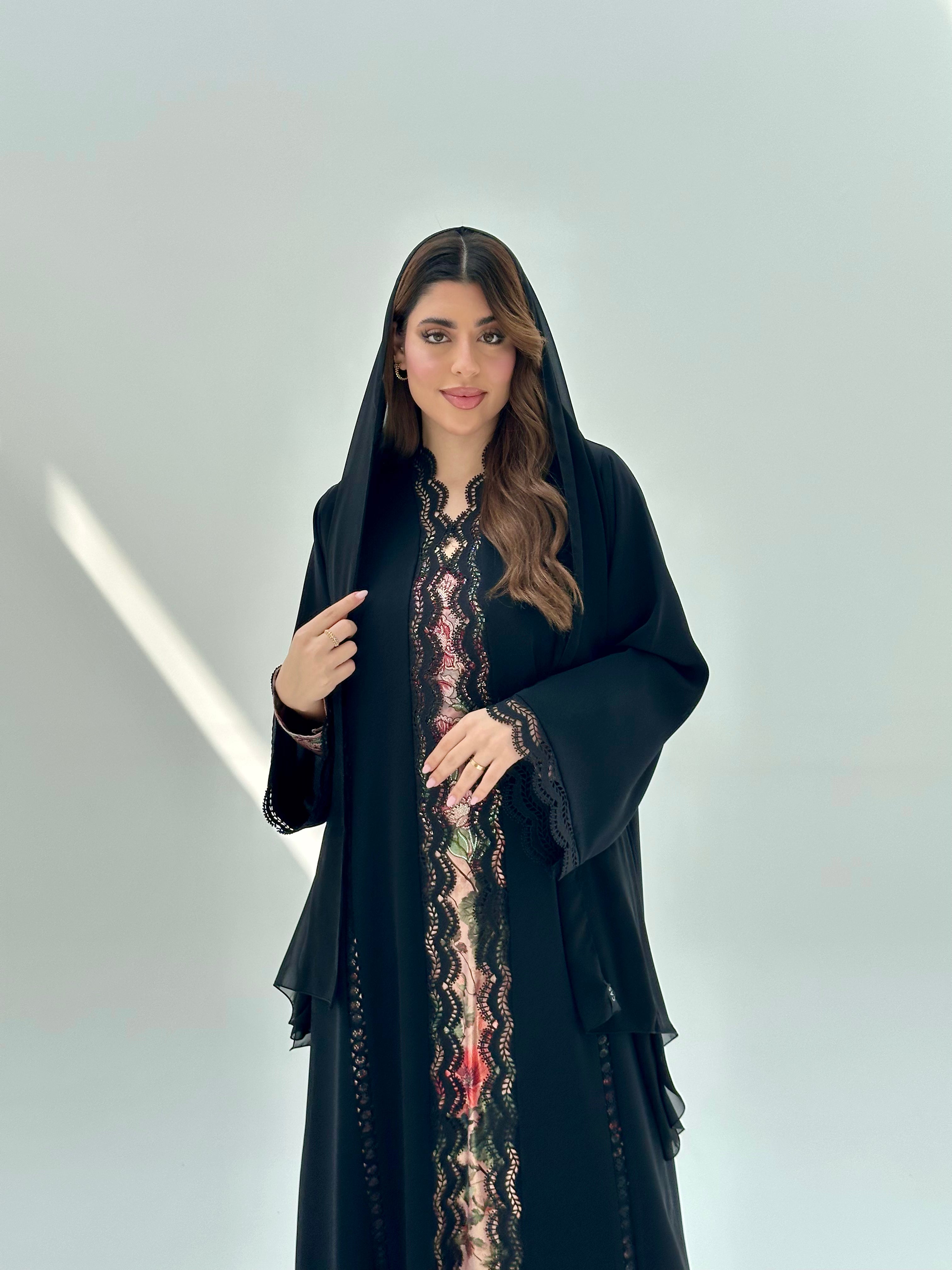 C 2076 Black Lace Abaya