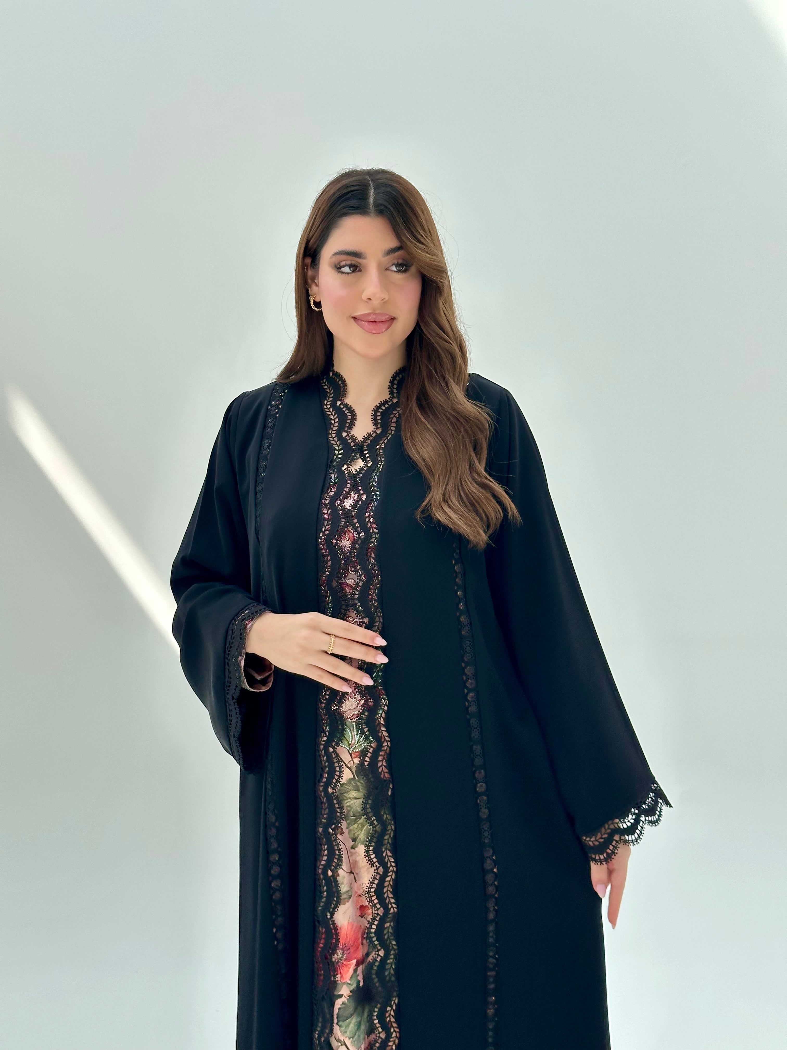 C 2076 Black Lace Abaya