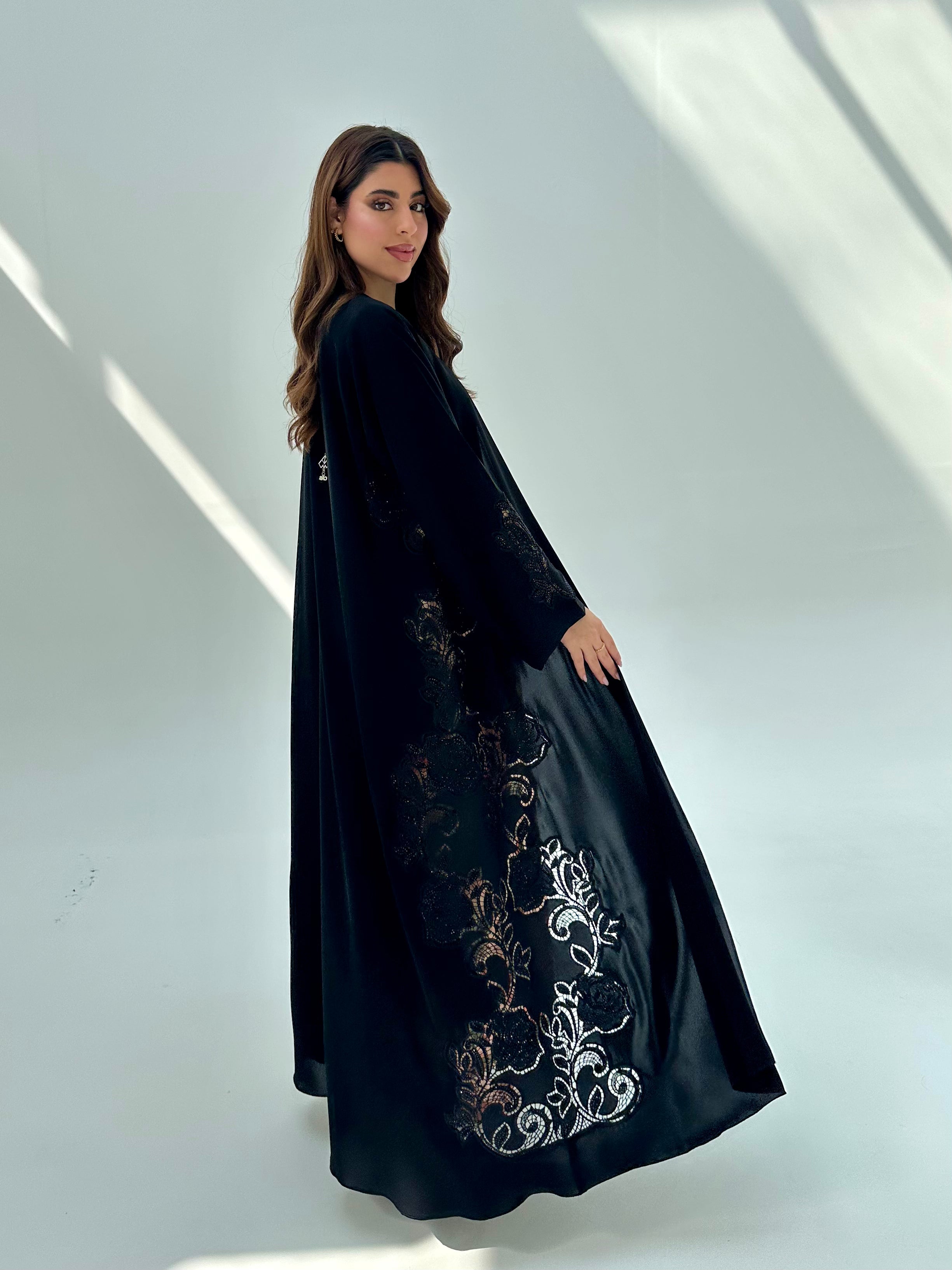 C 2077 Black Lace Abaya