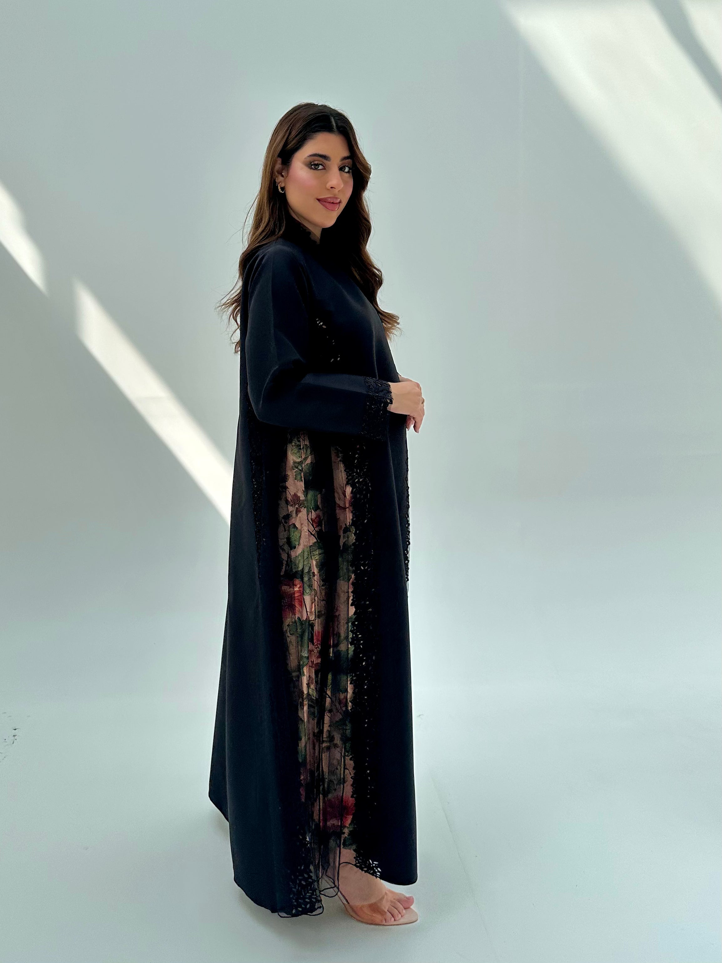 C 2079 Black Lace Abaya