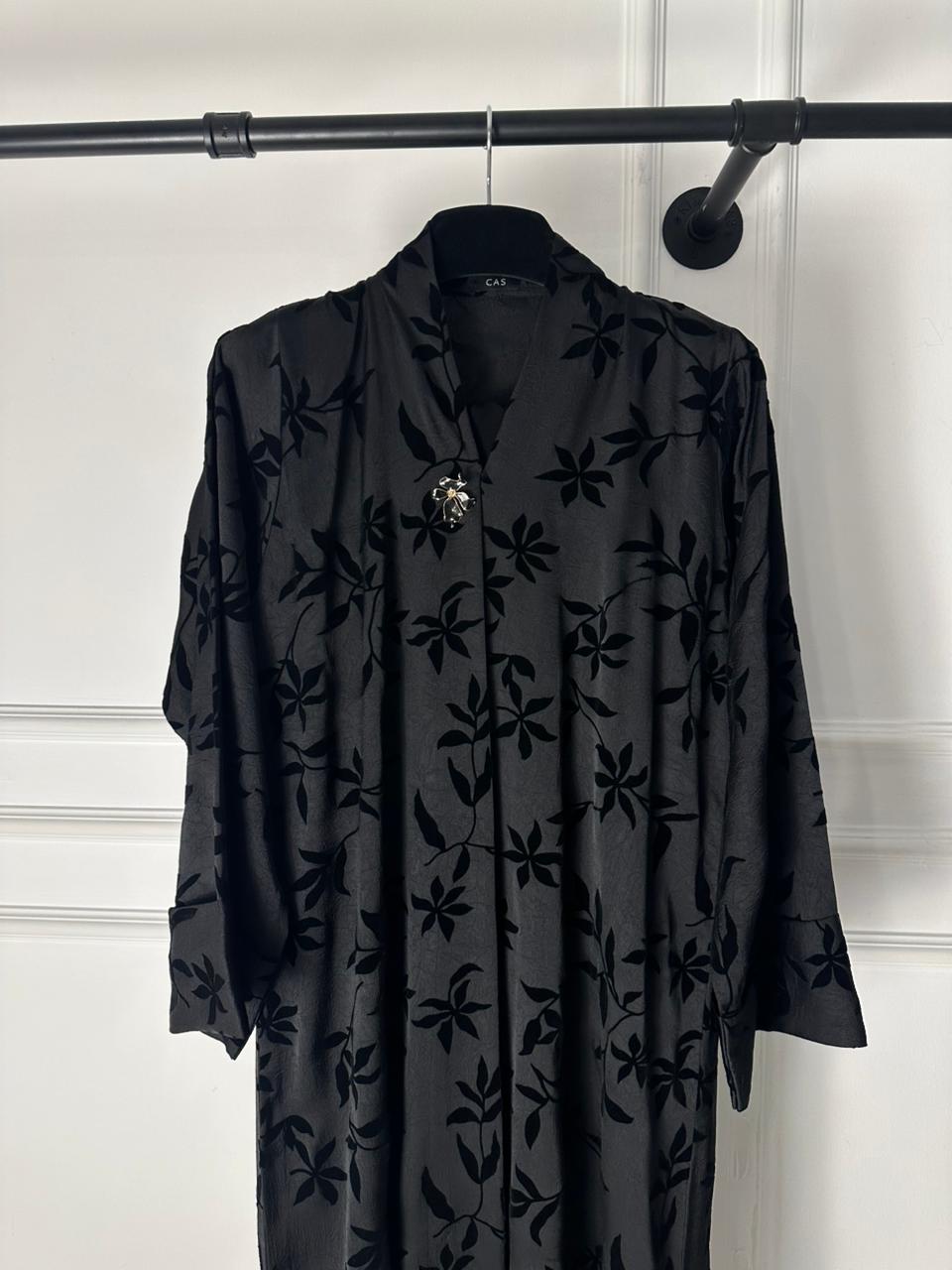 C 2082 Black Floral Printed Abaya