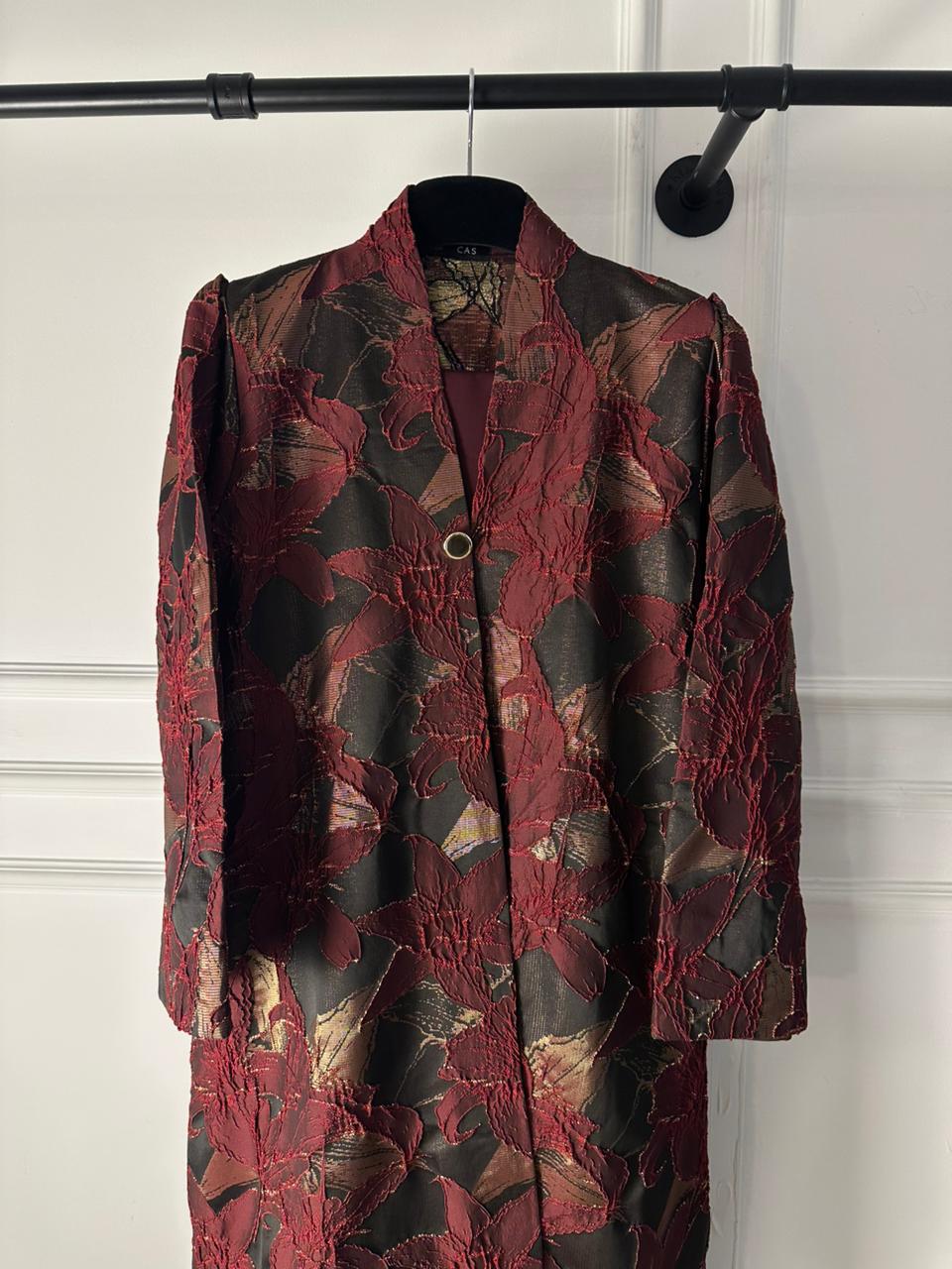 C 2083-02 Burgundy Gold Abaya