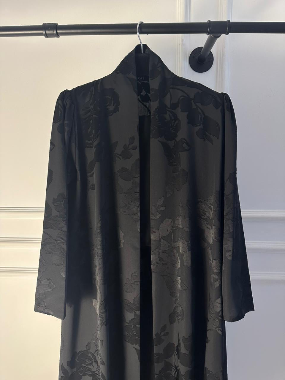 C 2101 Black Floral Abaya