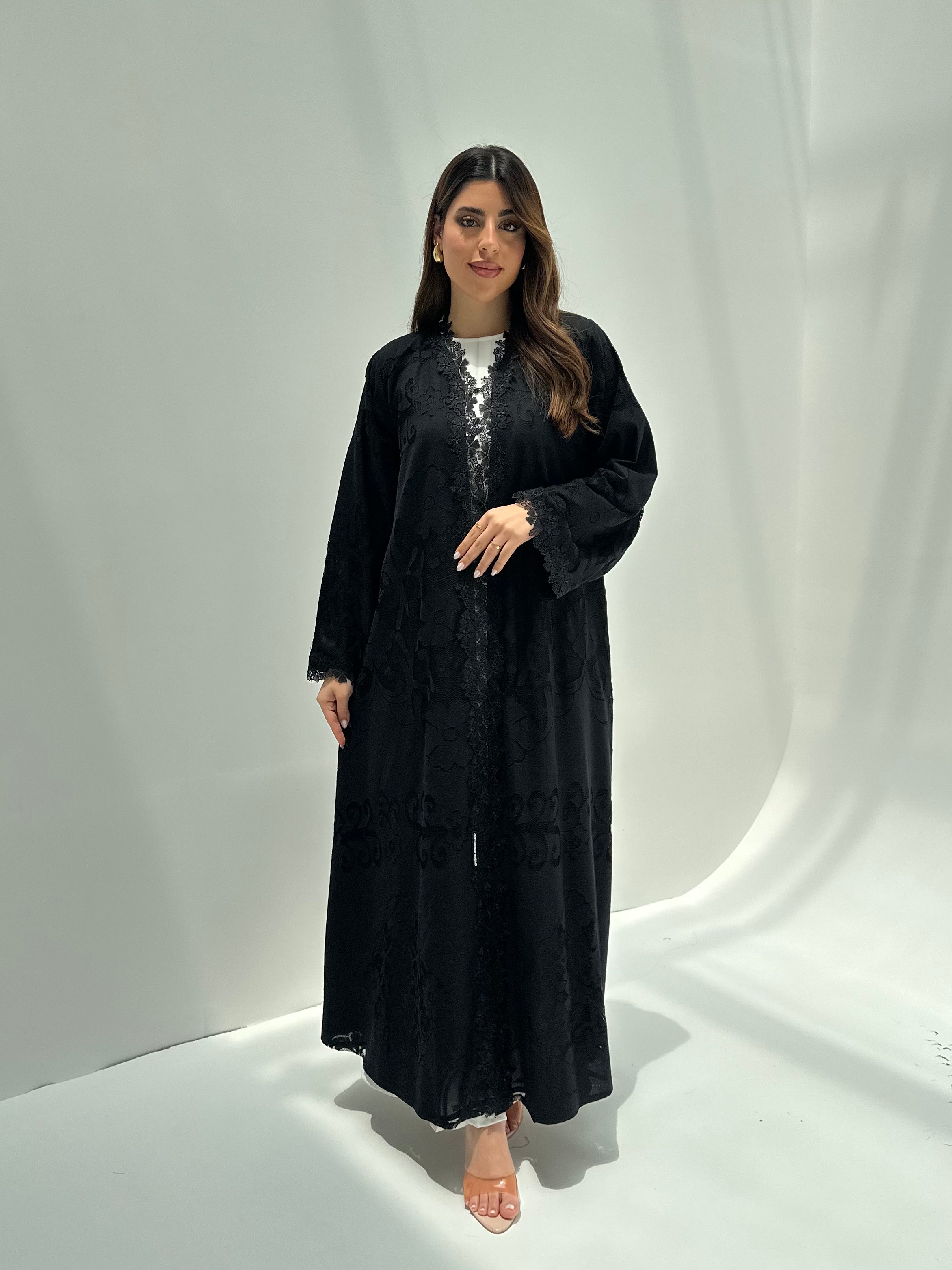 C 2168 Black Floral Dantel Abaya