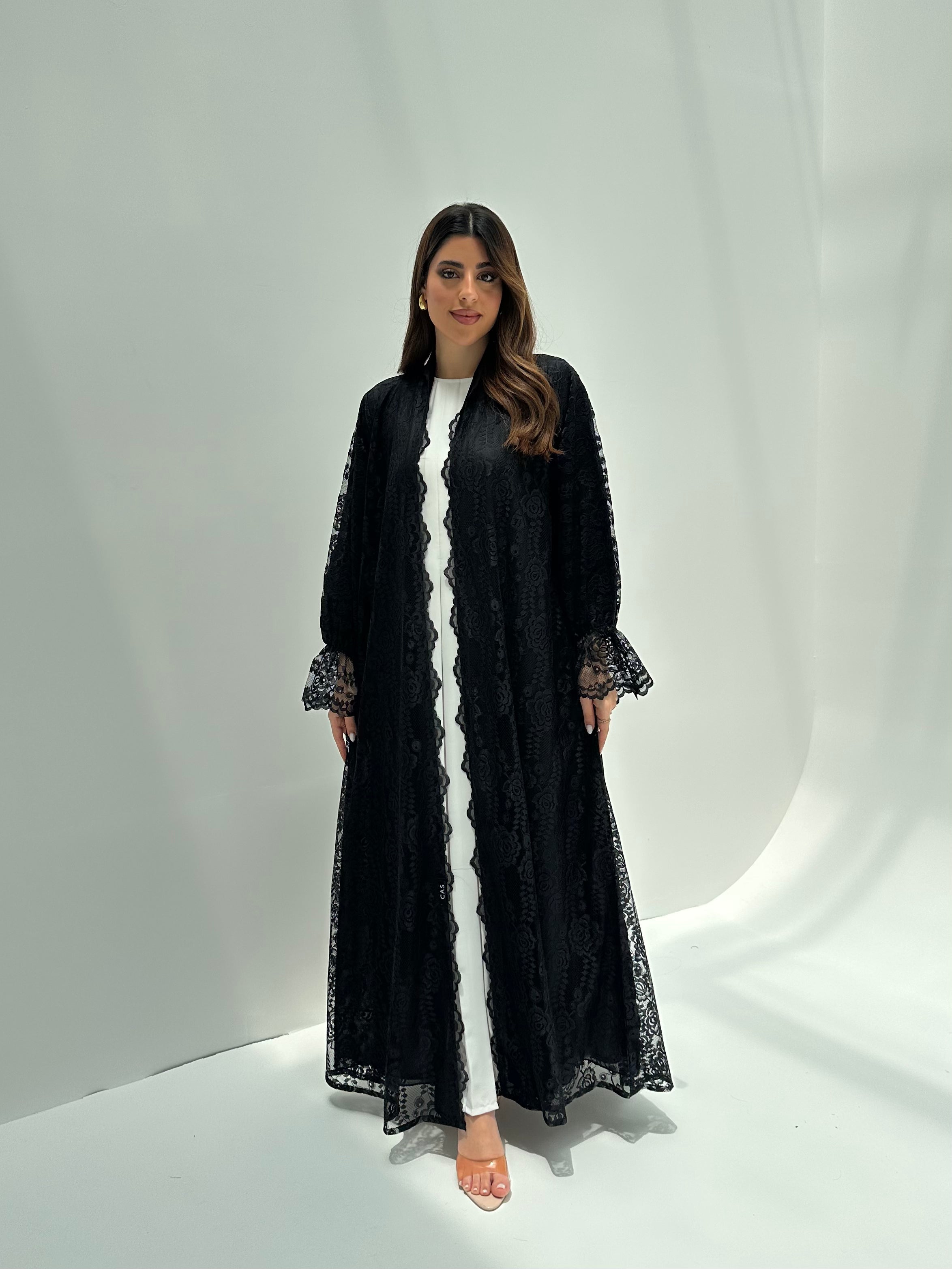 C 2169 Black Floral Dantel Abaya