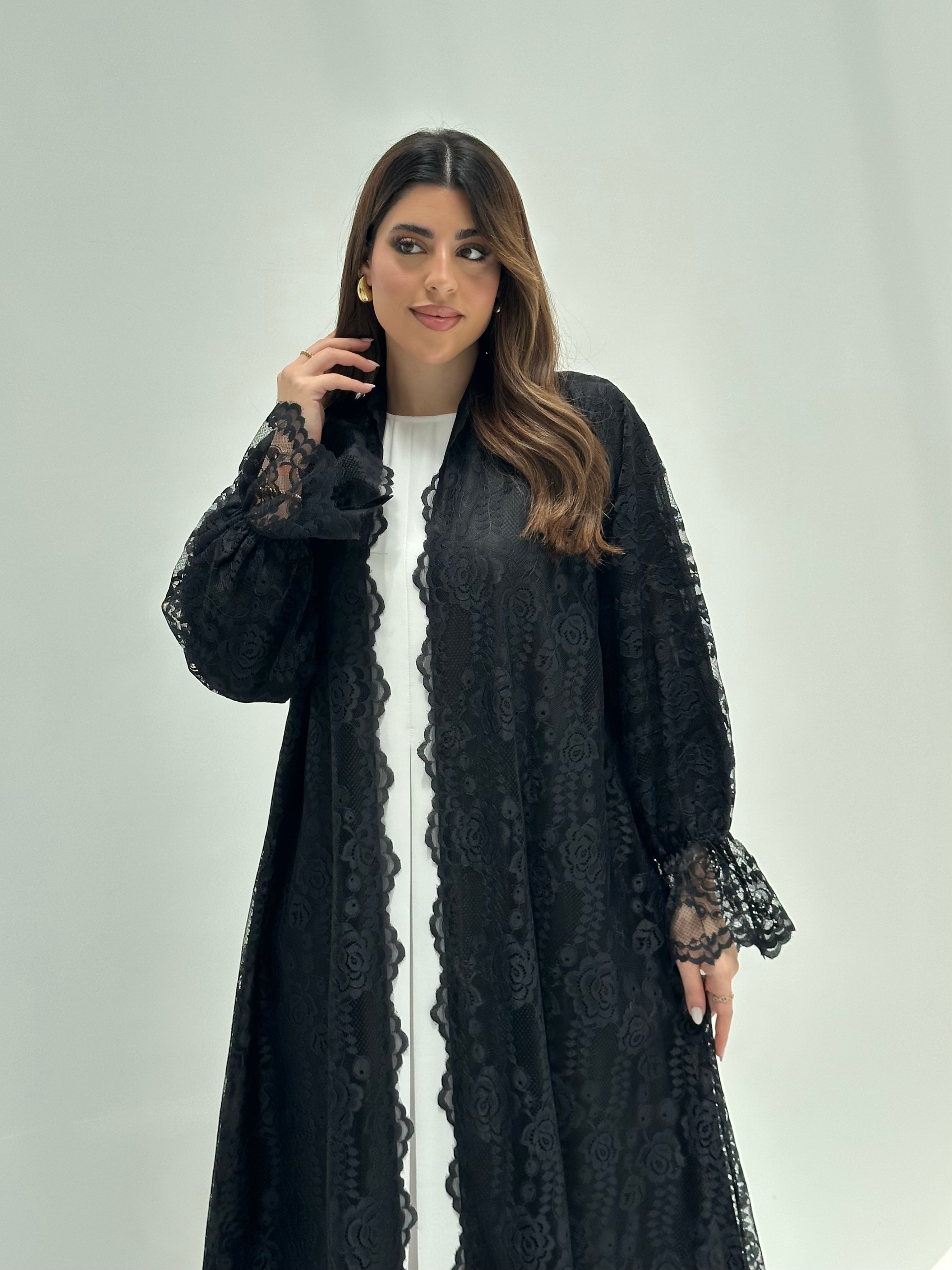C 2169 Black Floral Dantel Abaya