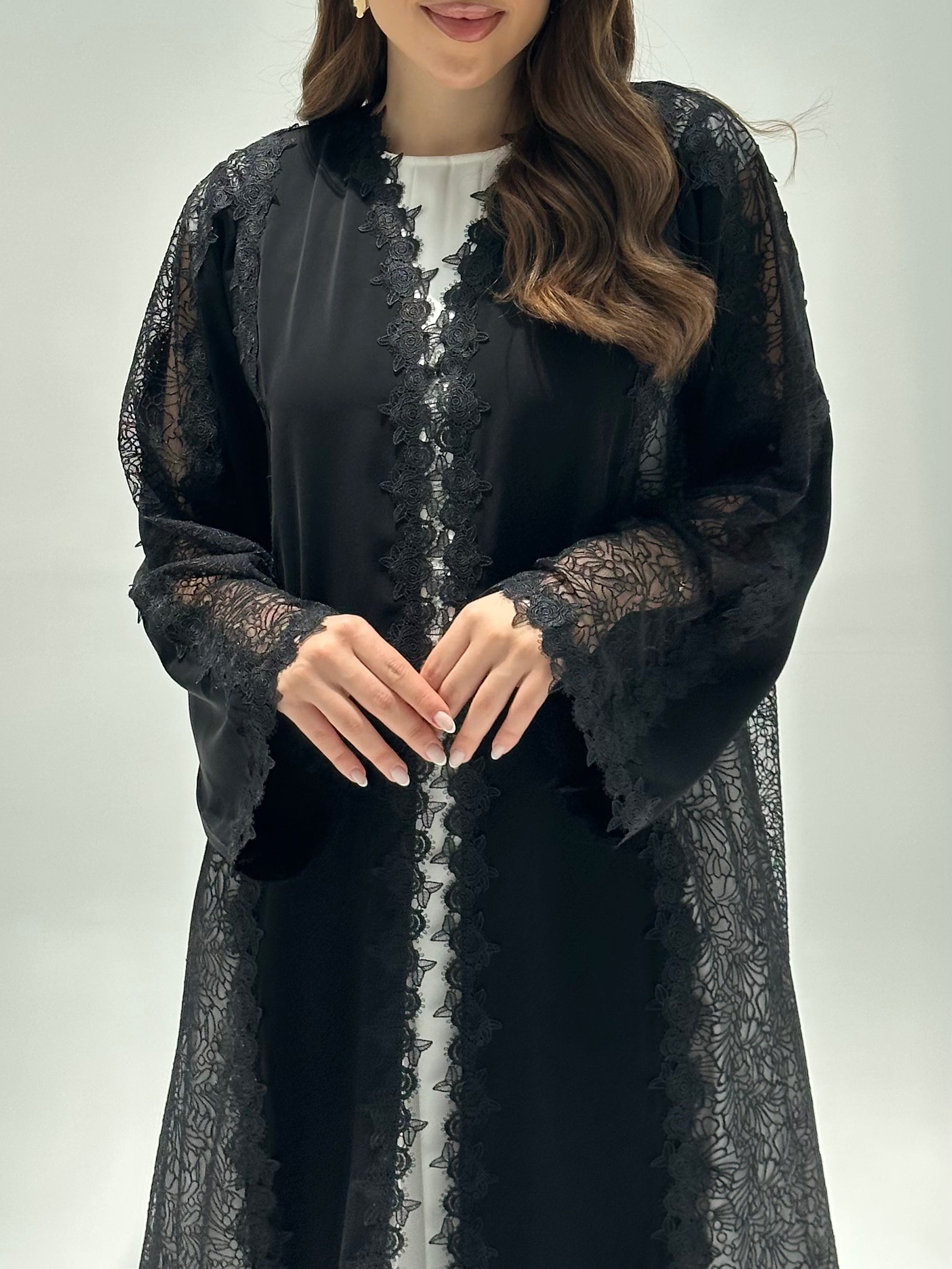 C 2216 Black Floral Dantel Abaya