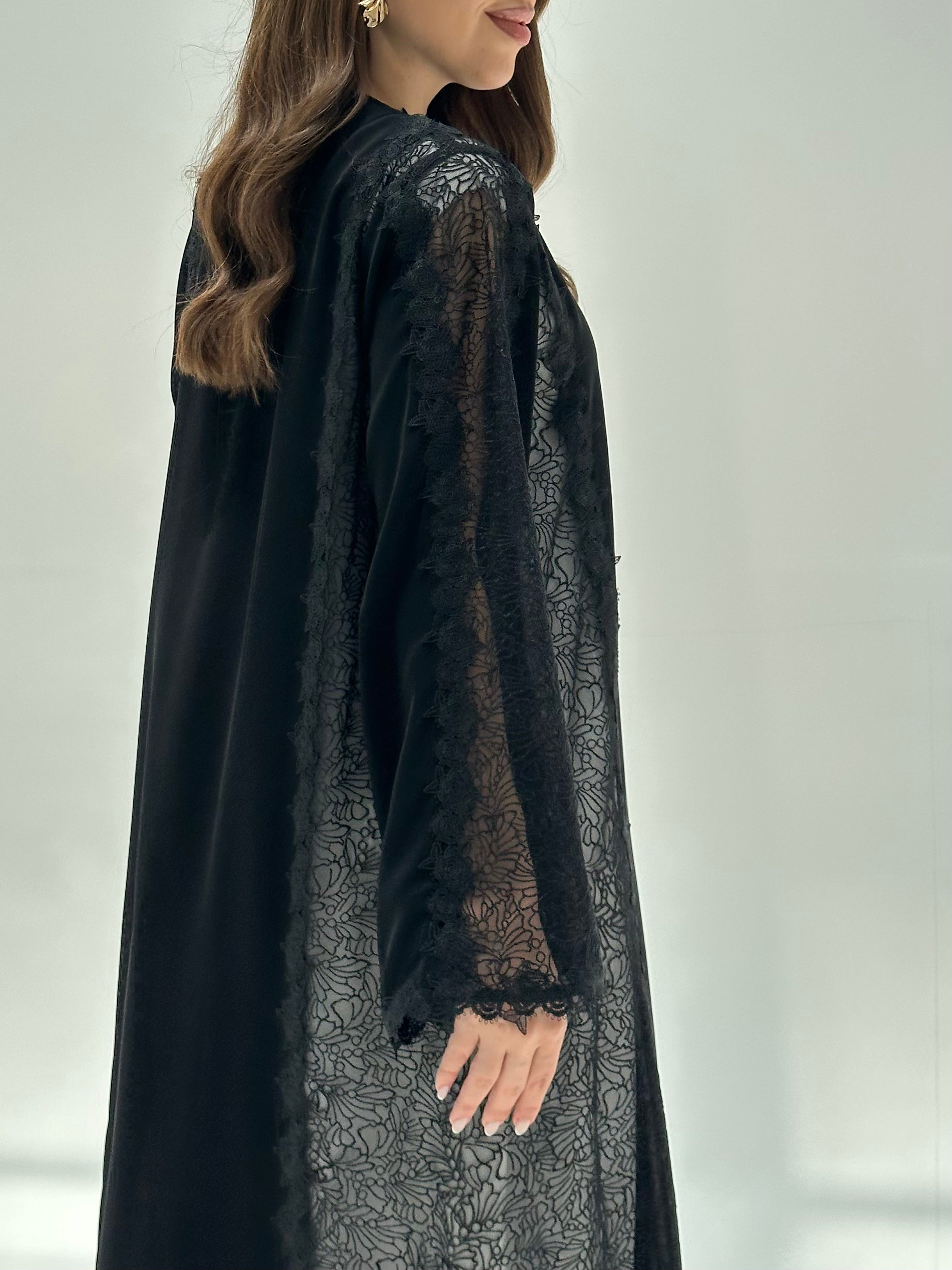 C 2216 Black Floral Dantel Abaya