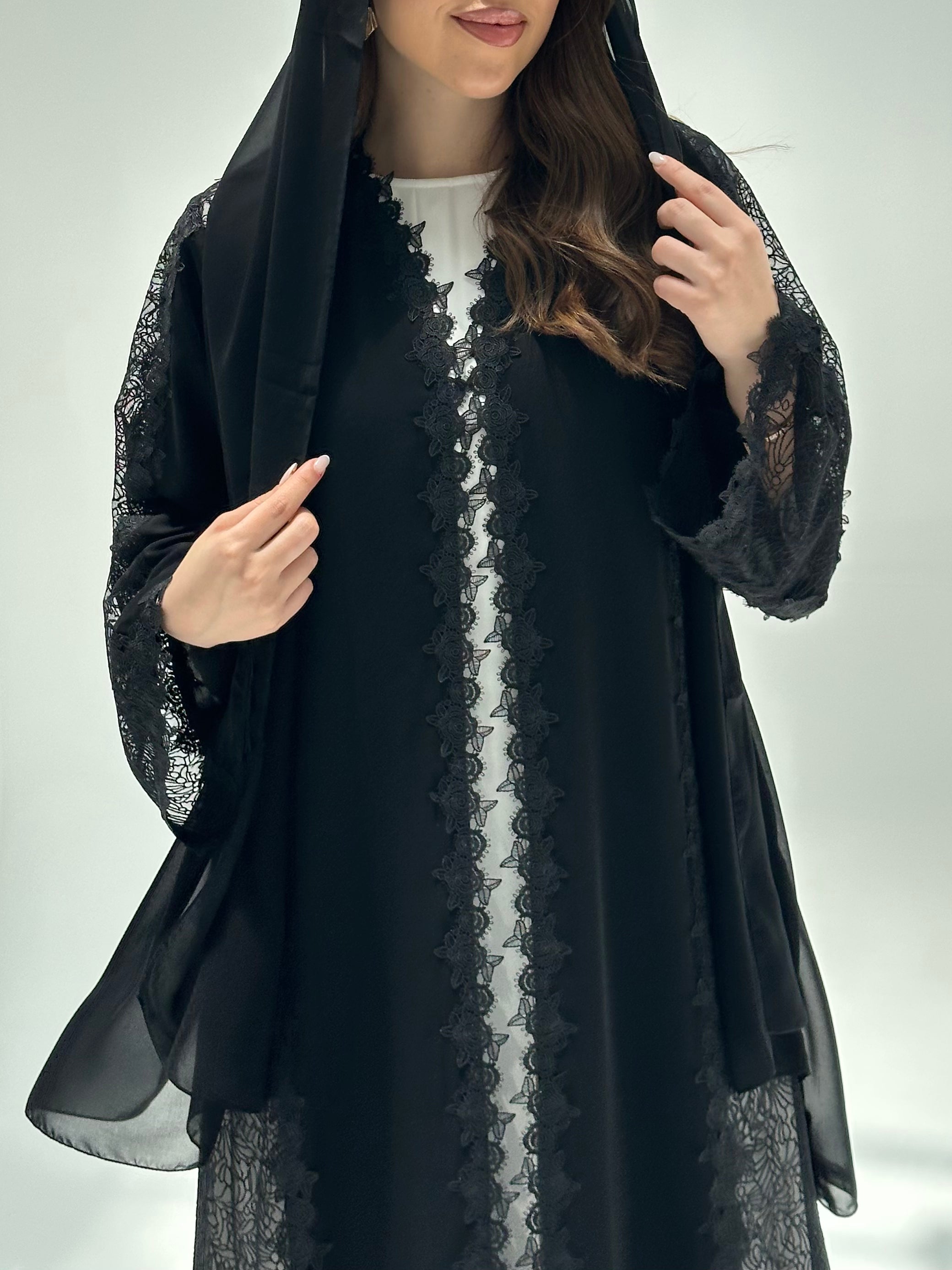 C 2216 Black Floral Dantel Abaya