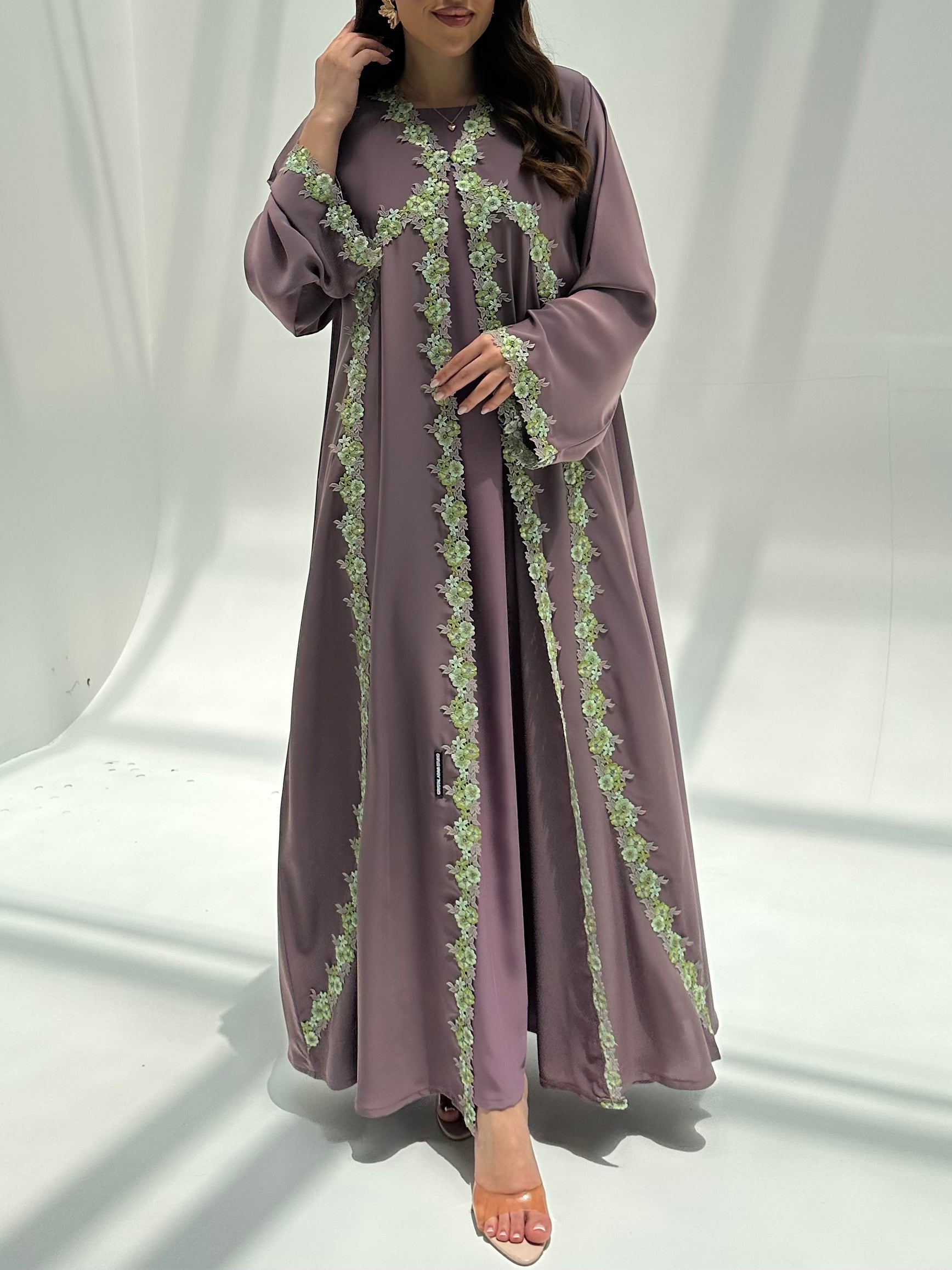 C 2223 Orchid Lace Abaya